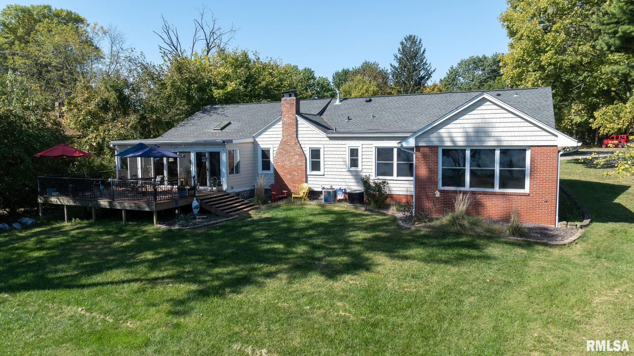108 E Hazel Dell Lane