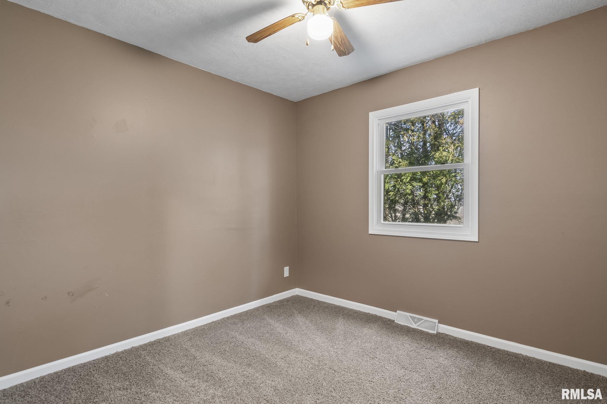 61 LONGVIEW Drive