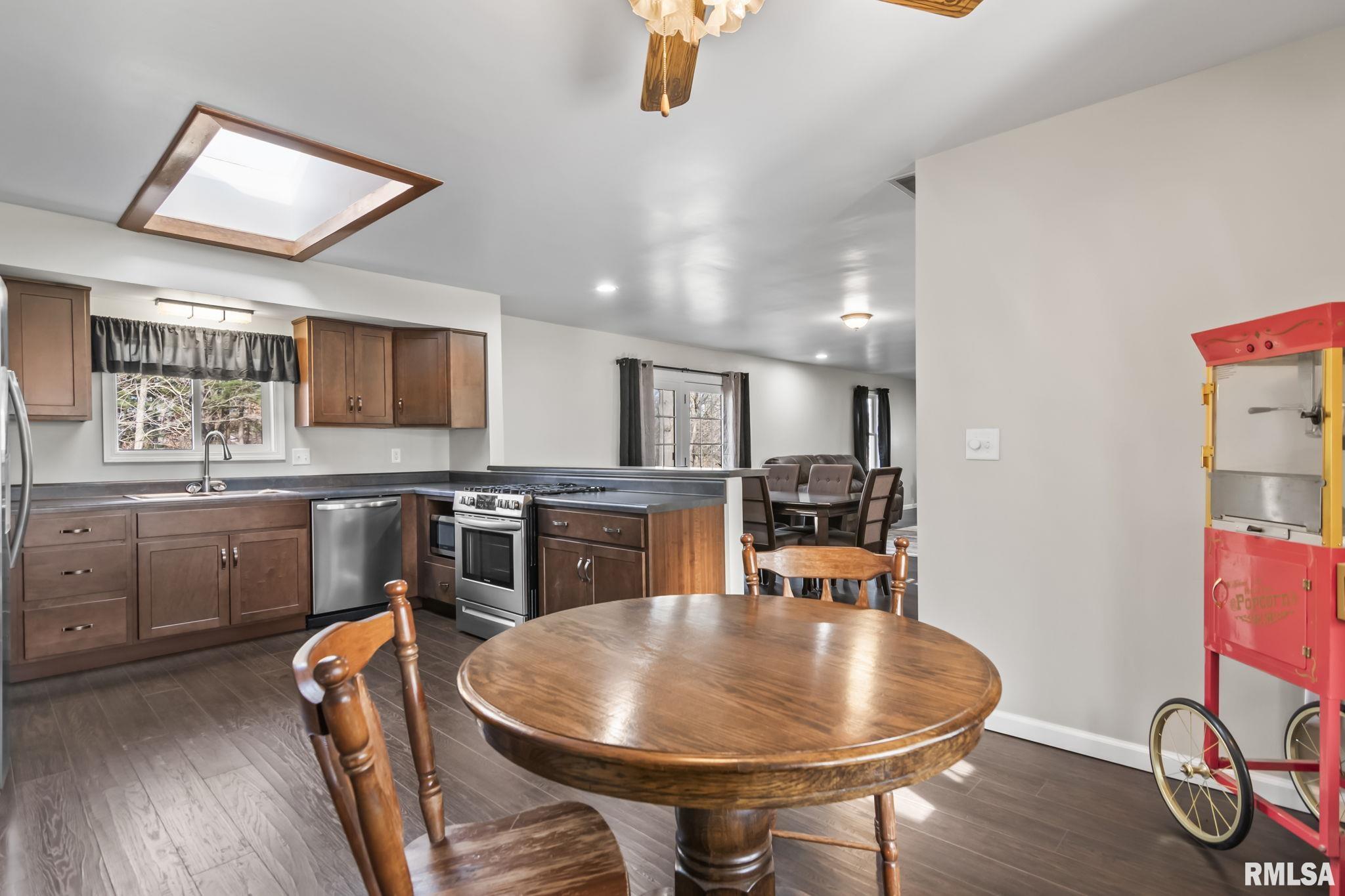 61 LONGVIEW Drive