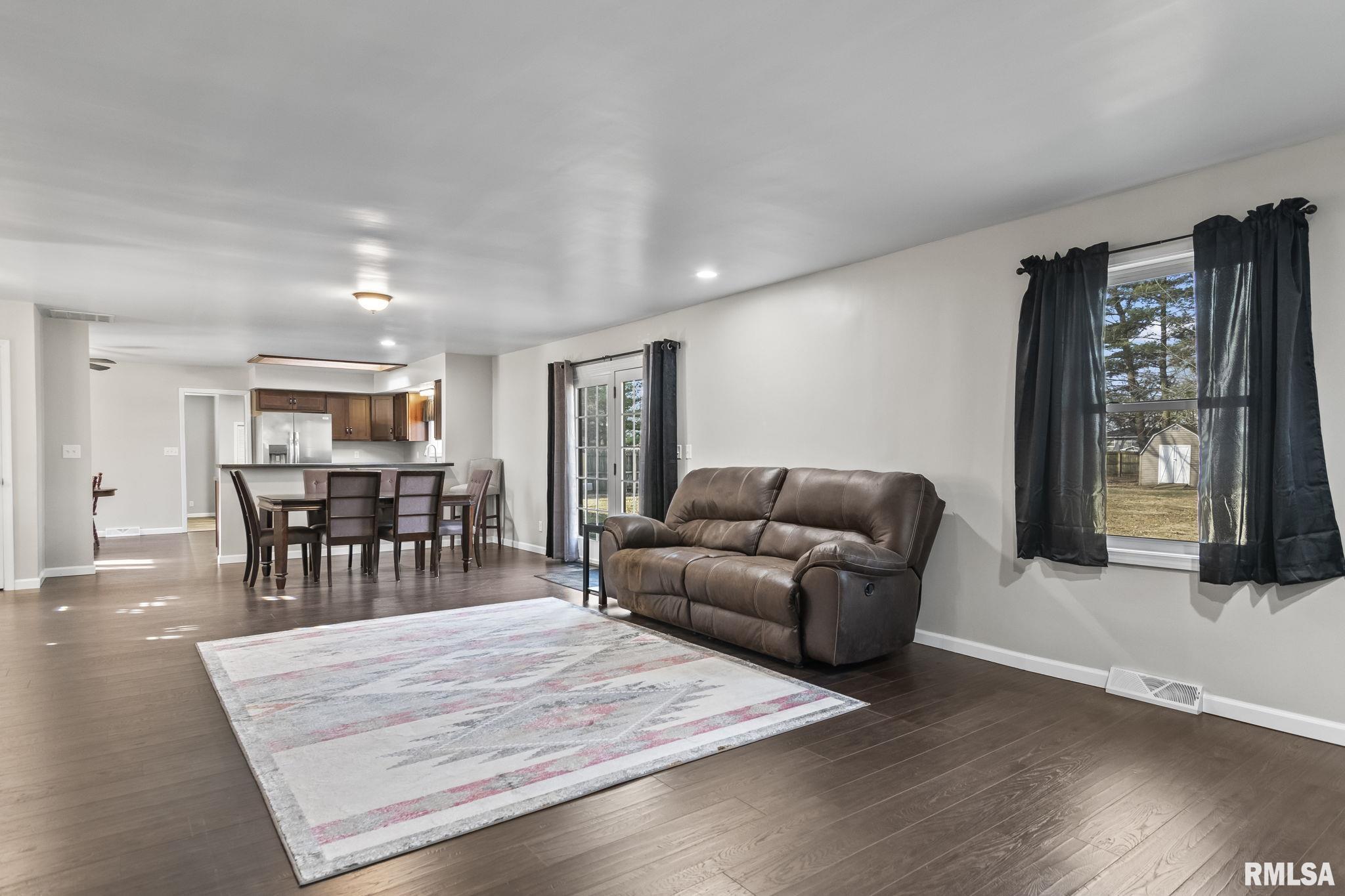 61 LONGVIEW Drive