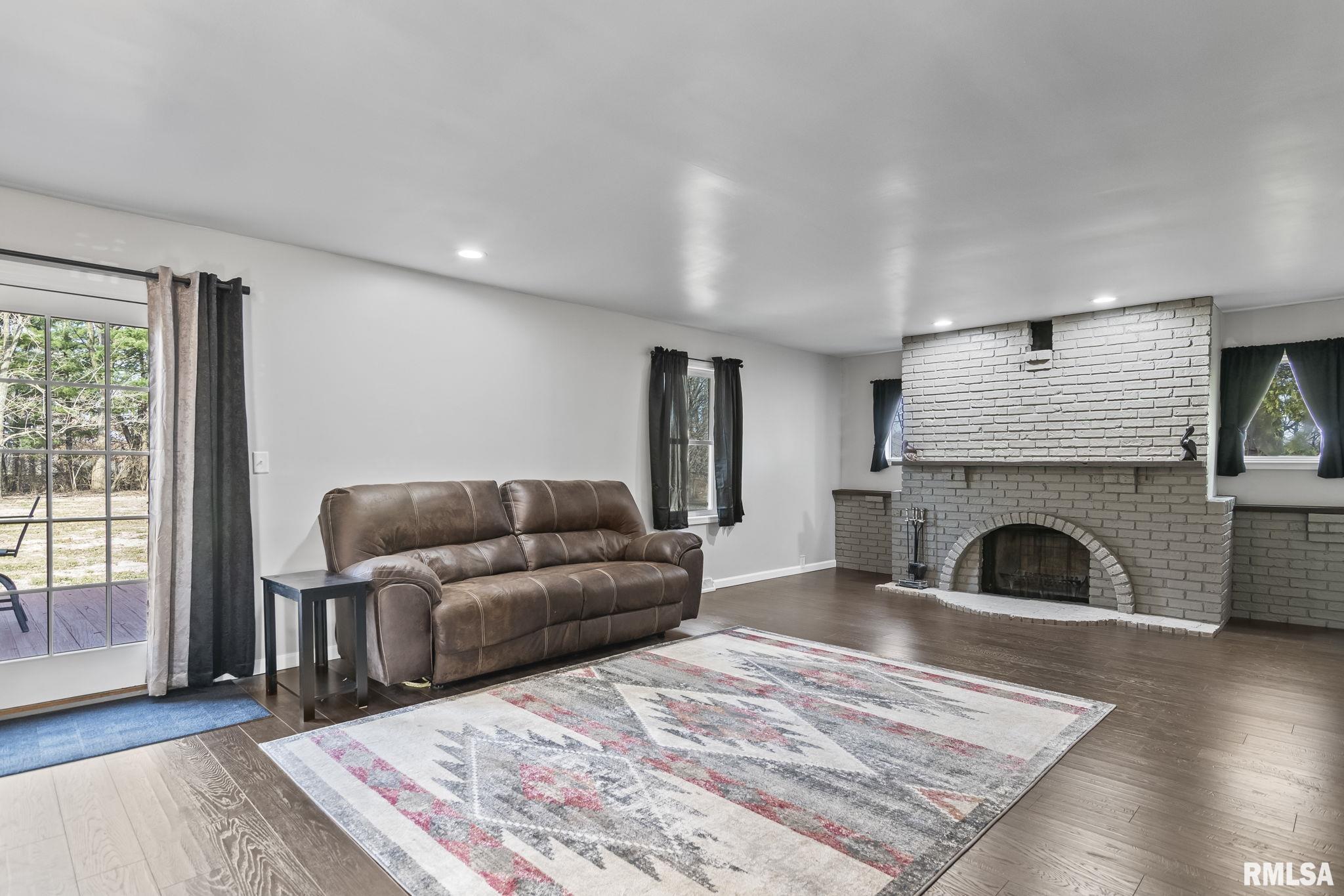 61 LONGVIEW Drive
