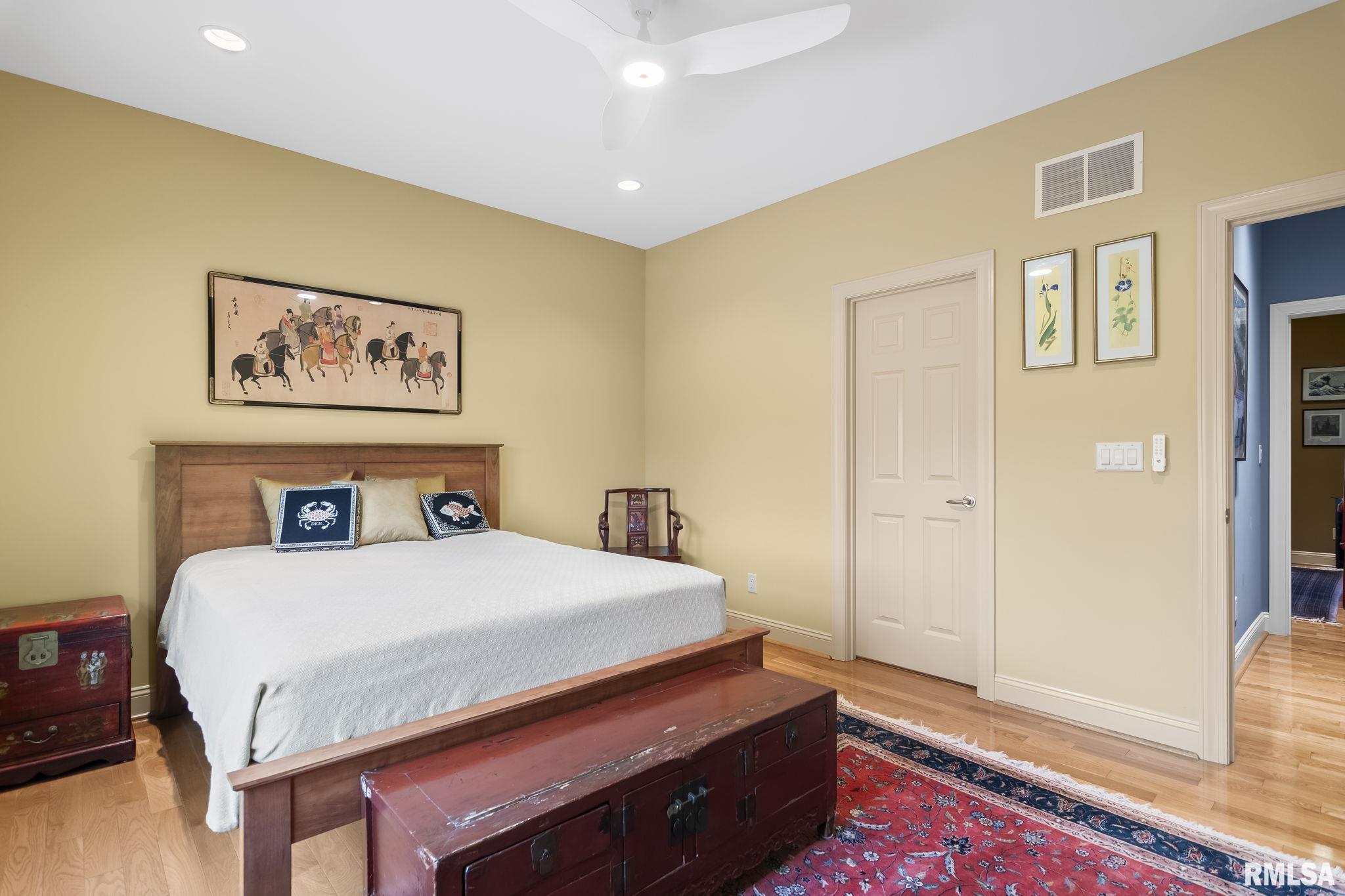 3113 Ironoak Circle