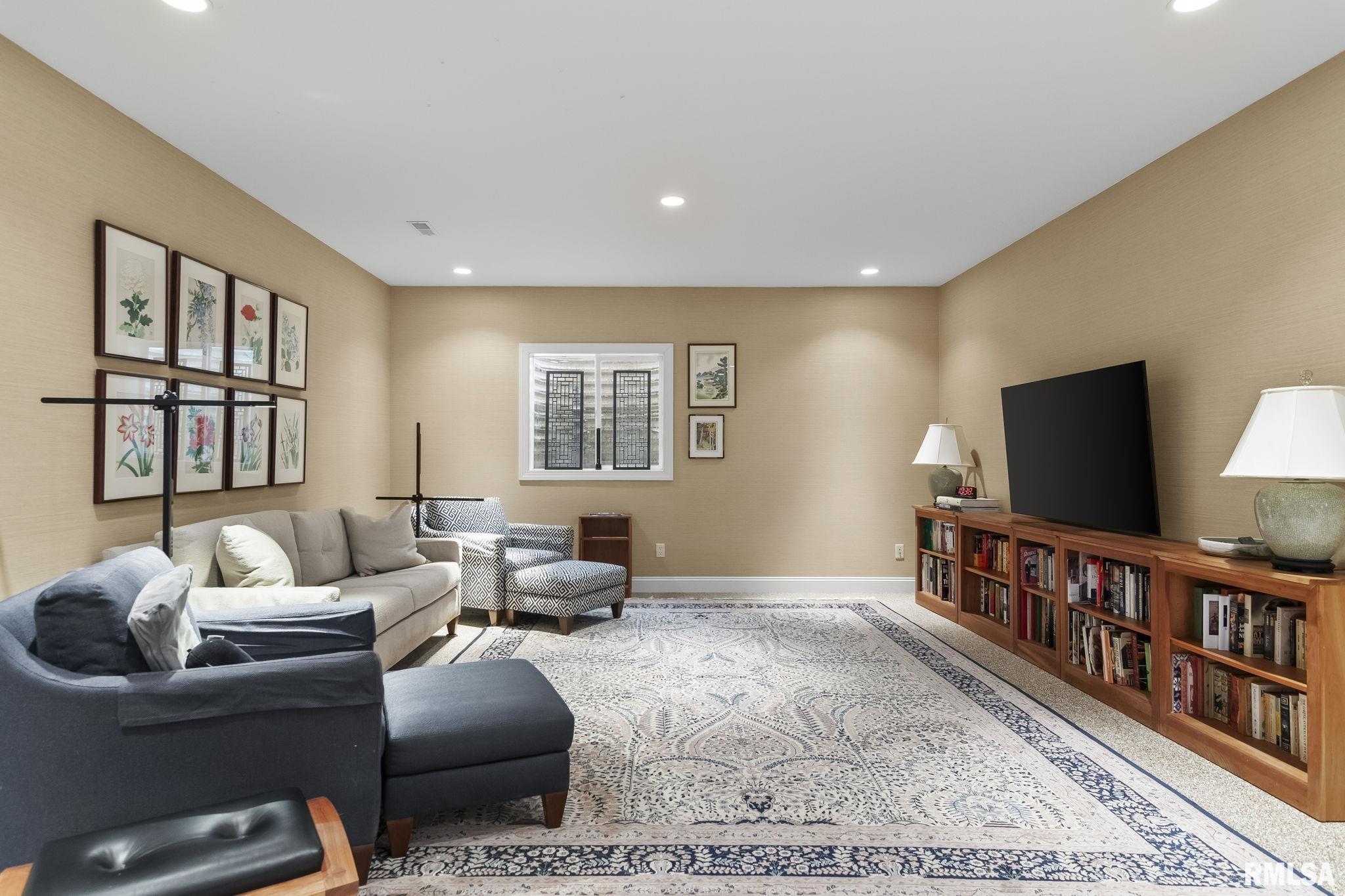 3113 Ironoak Circle