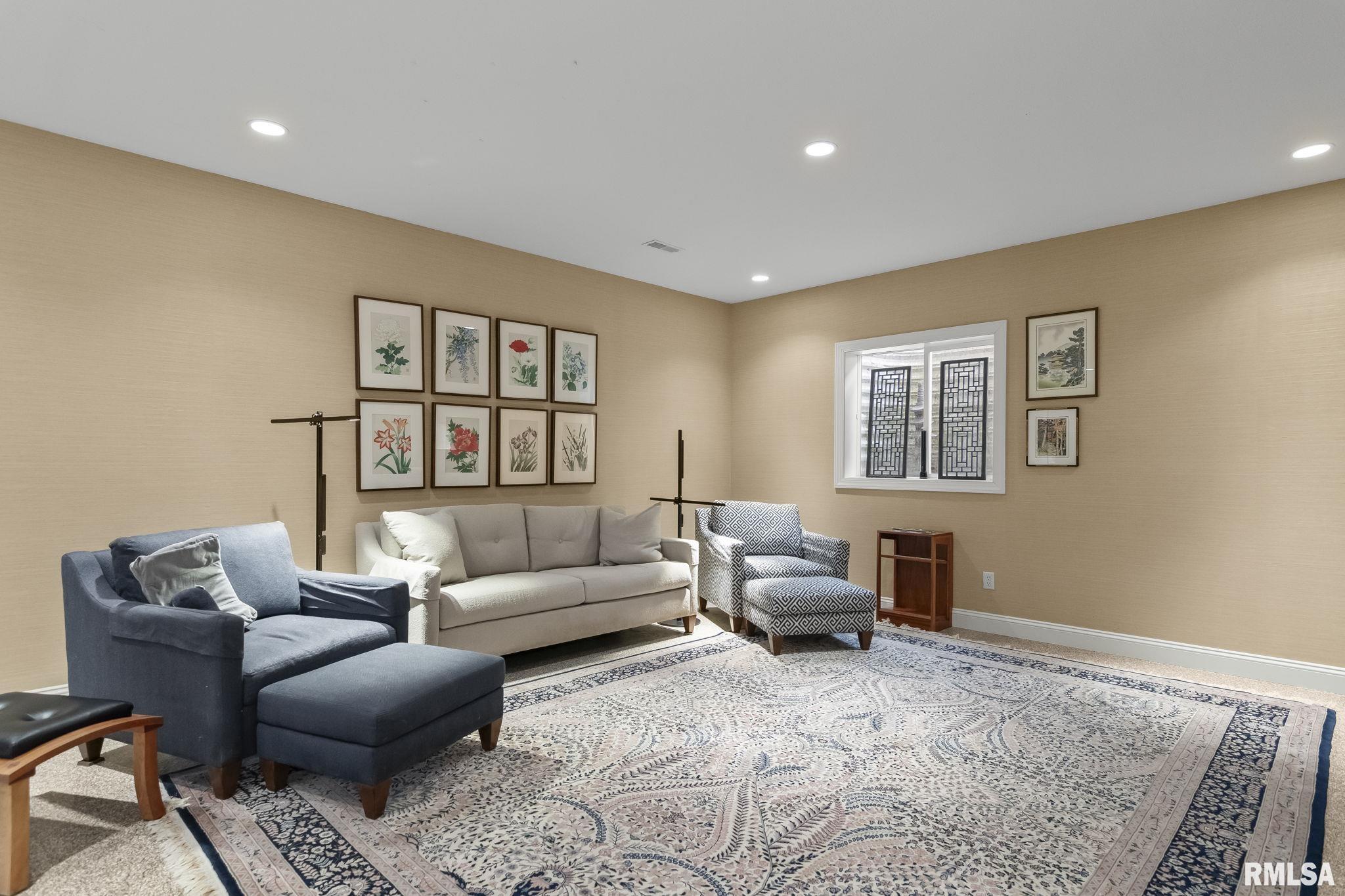 3113 Ironoak Circle