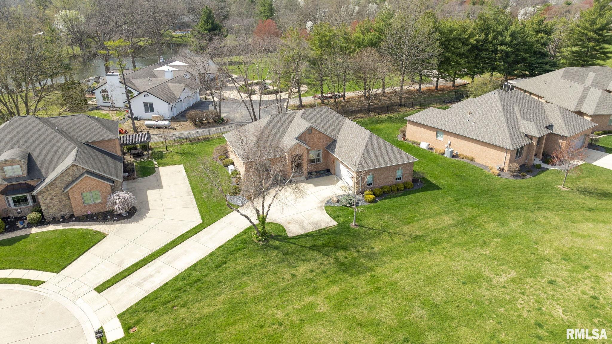 3113 Ironoak Circle