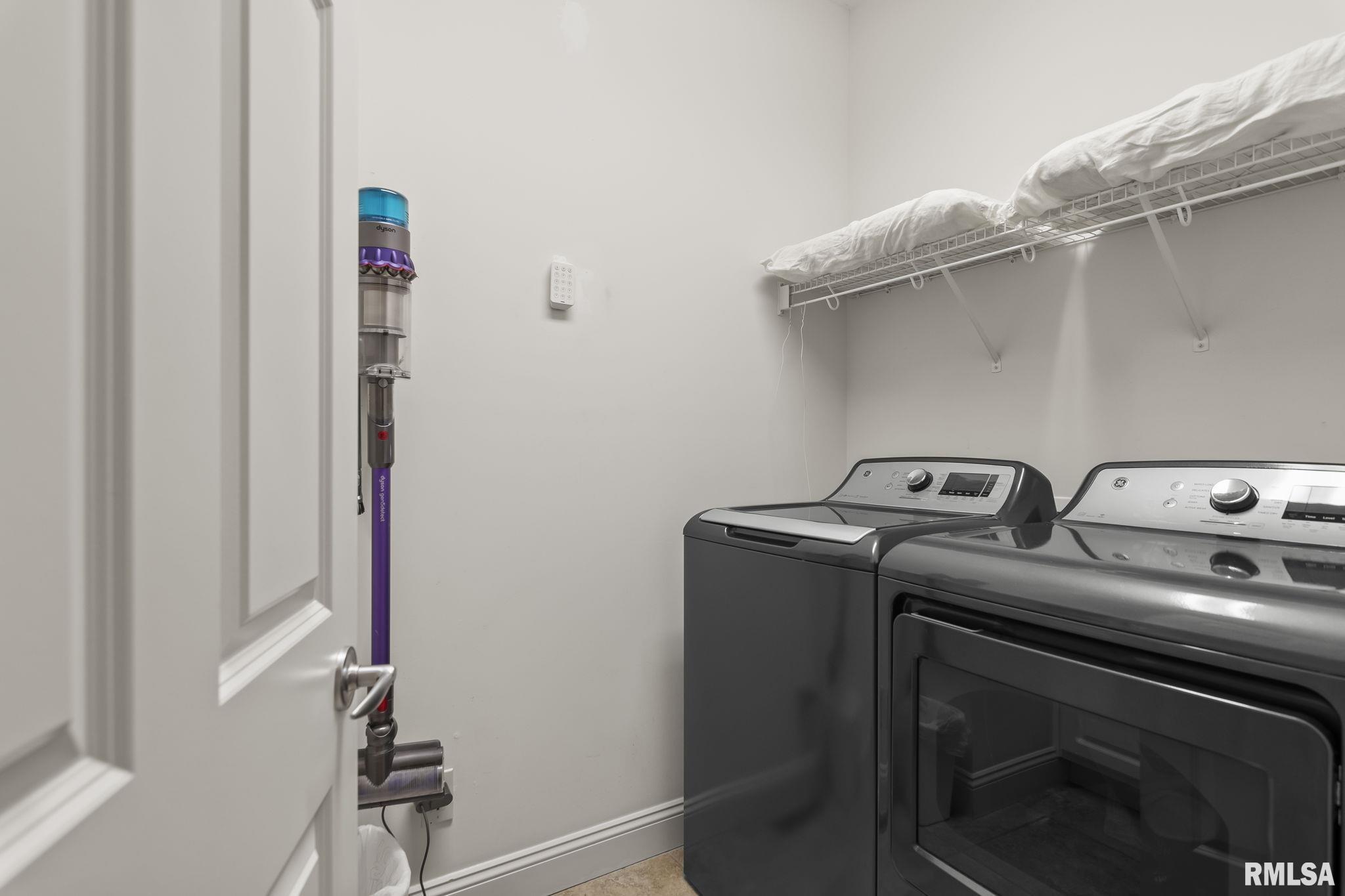 3113 Ironoak Circle