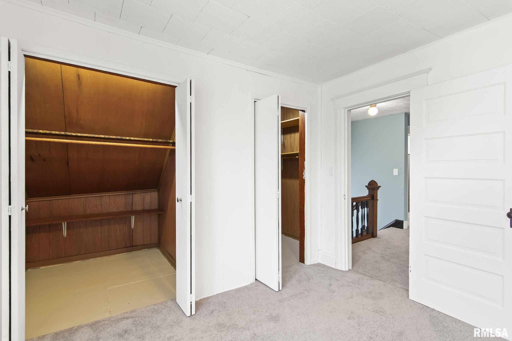 801 S PARK Avenue
