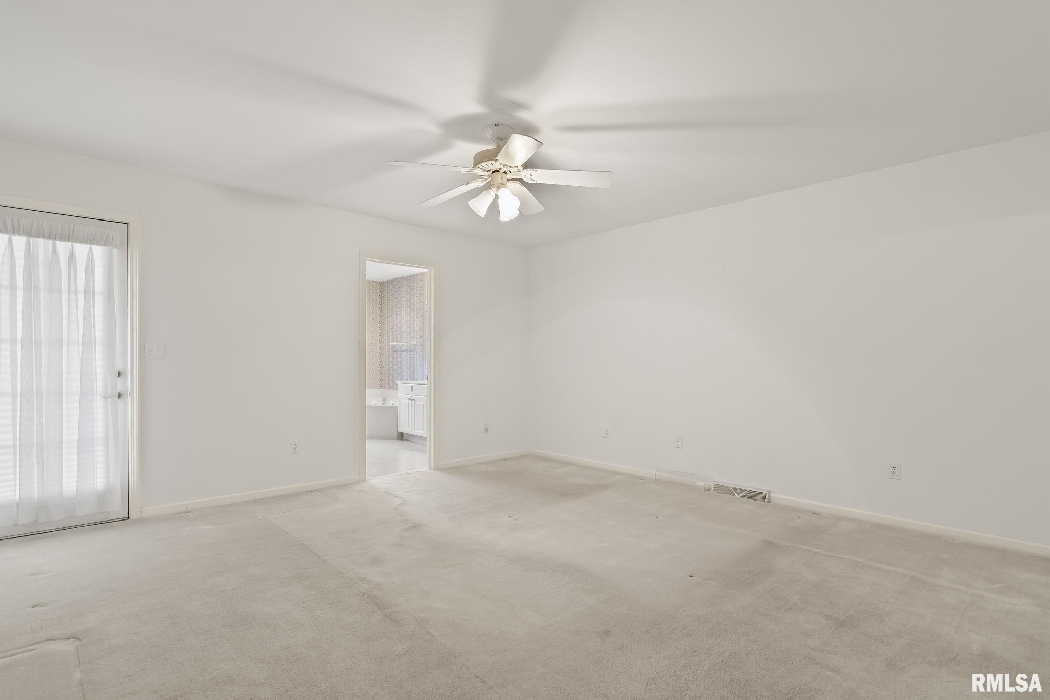 5000 EAGLE RIDGE Drive