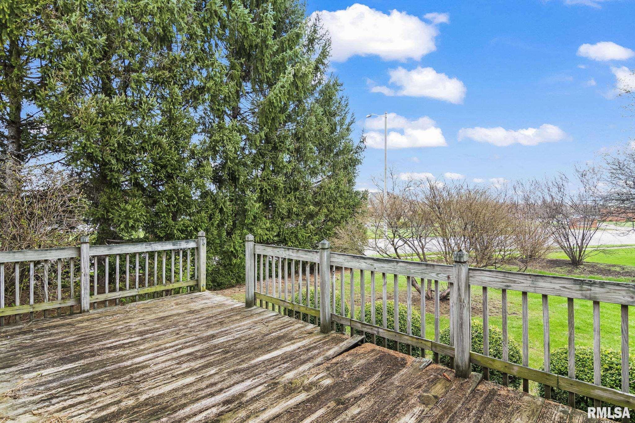 5000 EAGLE RIDGE Drive