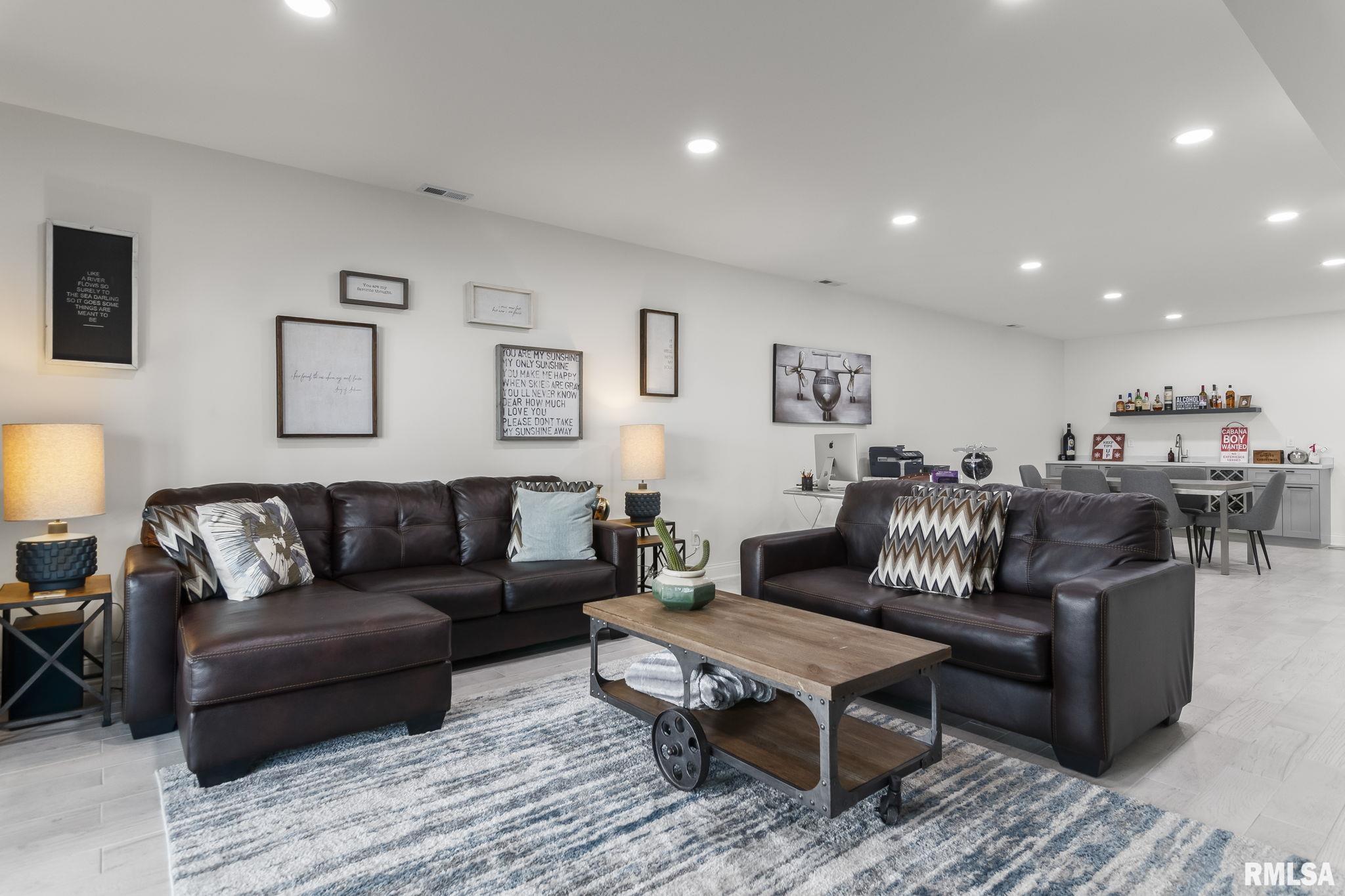 321 Harbor Point Place