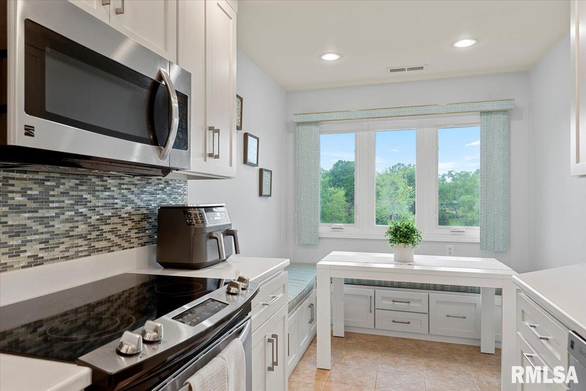 3124 Huntington Woods Drive Unit: D