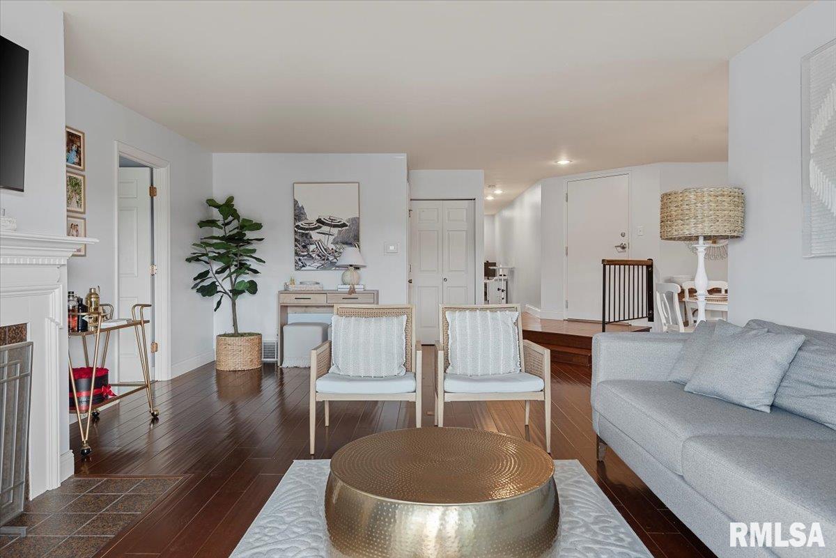 3124 Huntington Woods Drive Unit: D