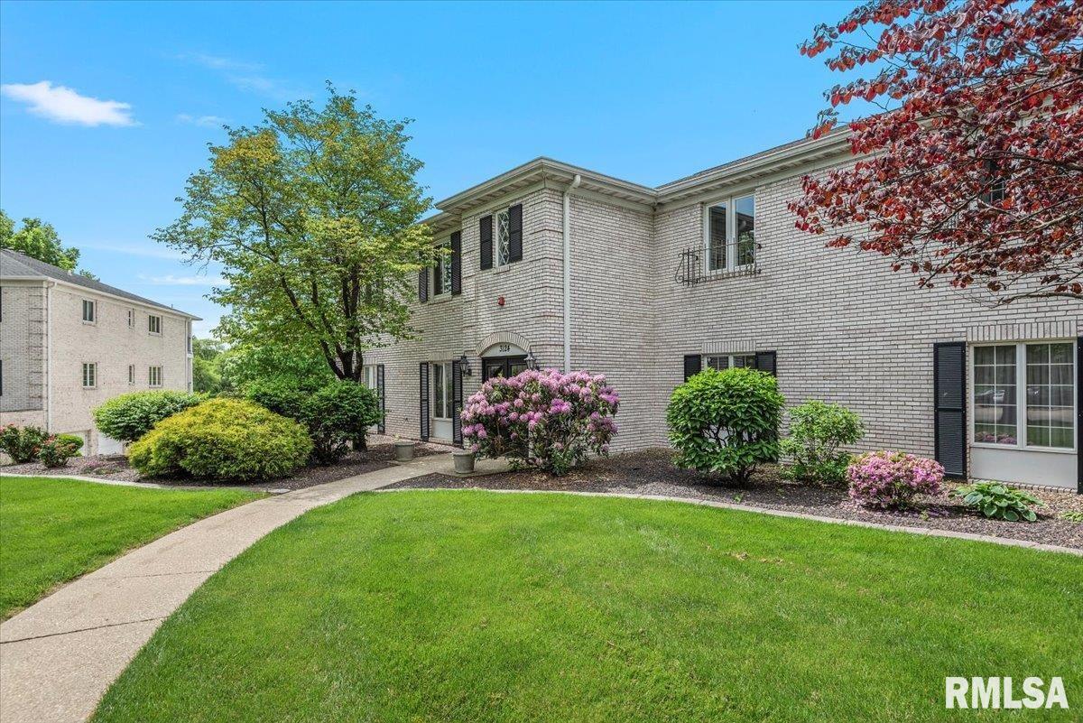 3124 Huntington Woods Drive Unit: D