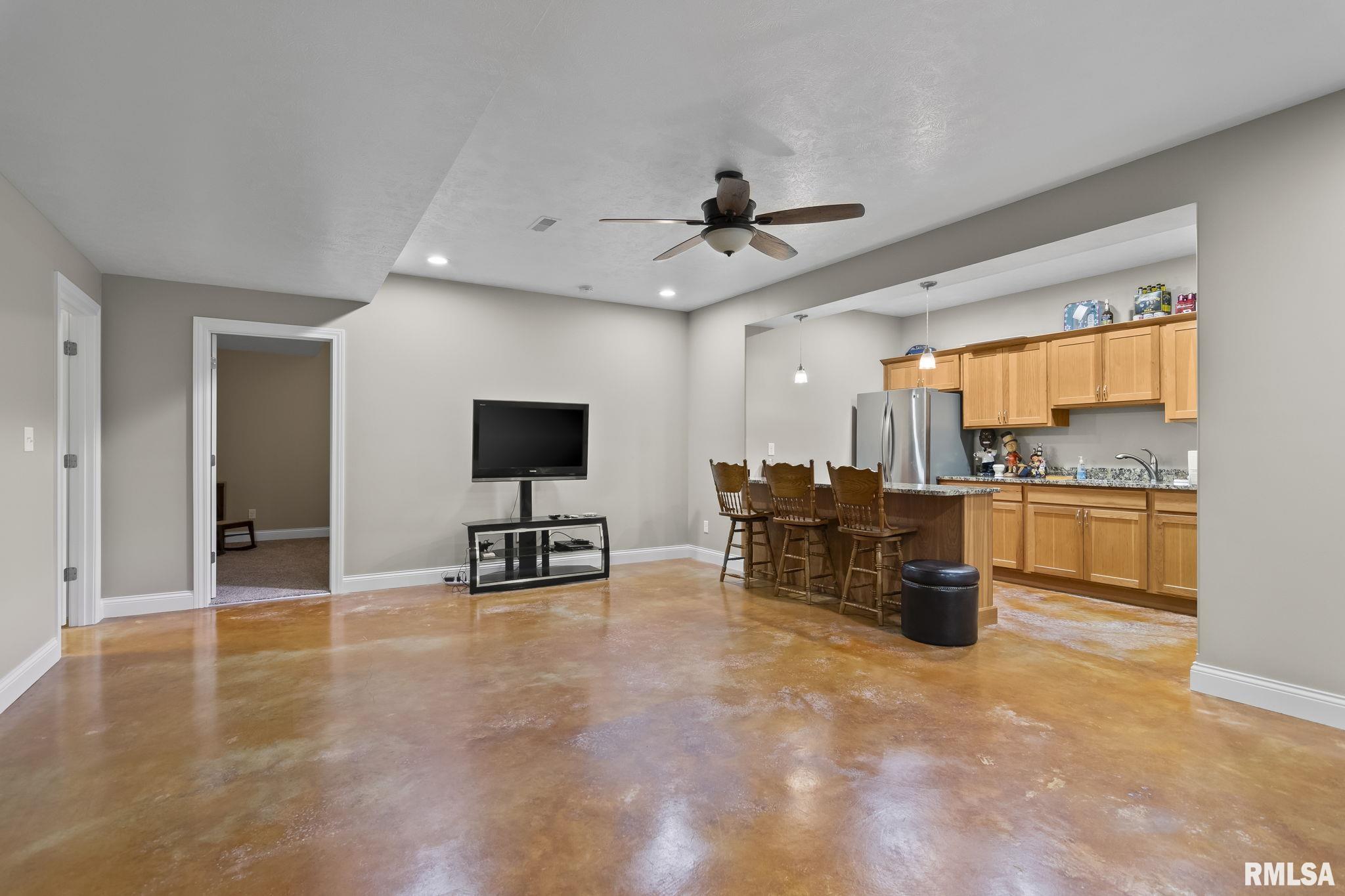 5704 Kelley Point Drive
