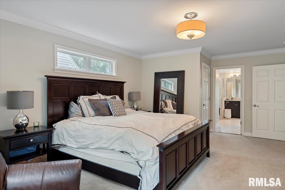 20 East Hazel Dell Lane