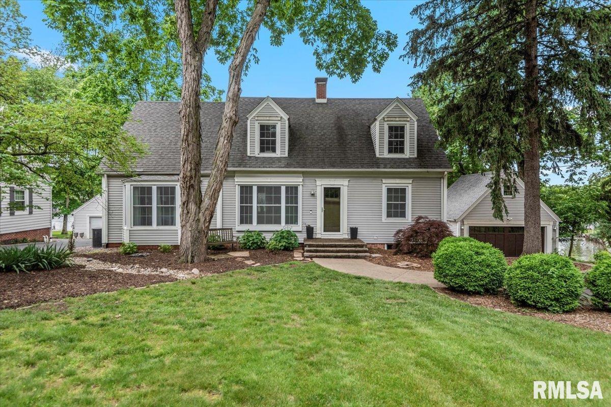20 East Hazel Dell Lane