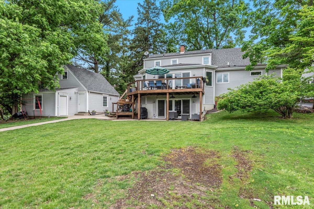 20 East Hazel Dell Lane
