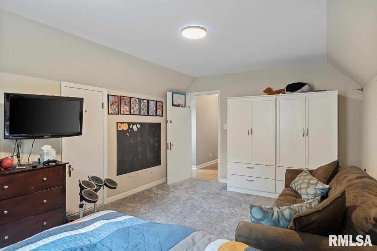 20 East Hazel Dell Lane