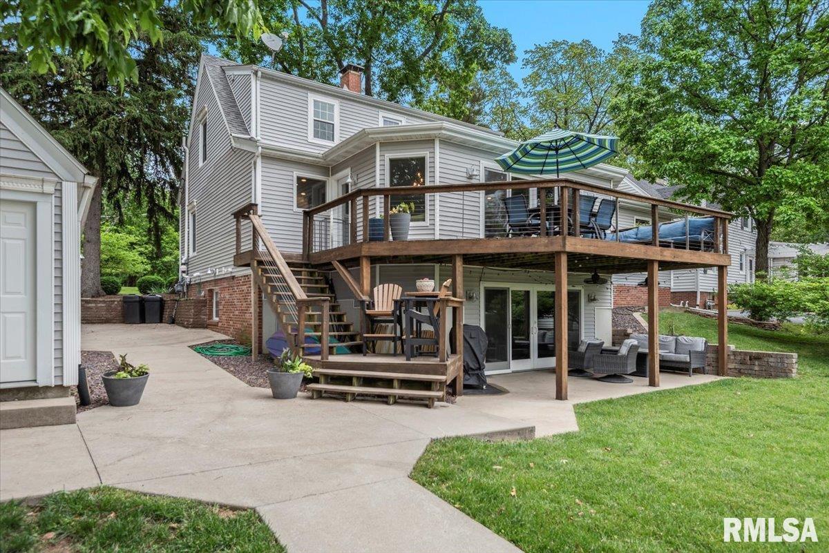 20 East Hazel Dell Lane