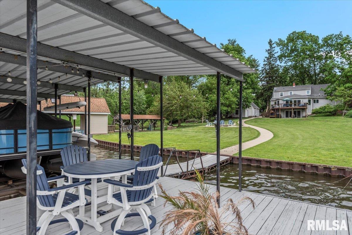 20 East Hazel Dell Lane