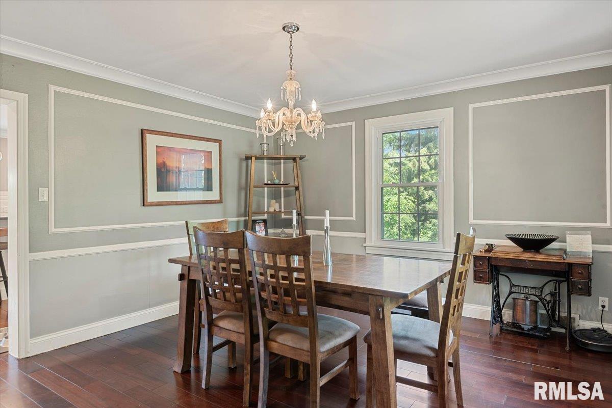 20 East Hazel Dell Lane