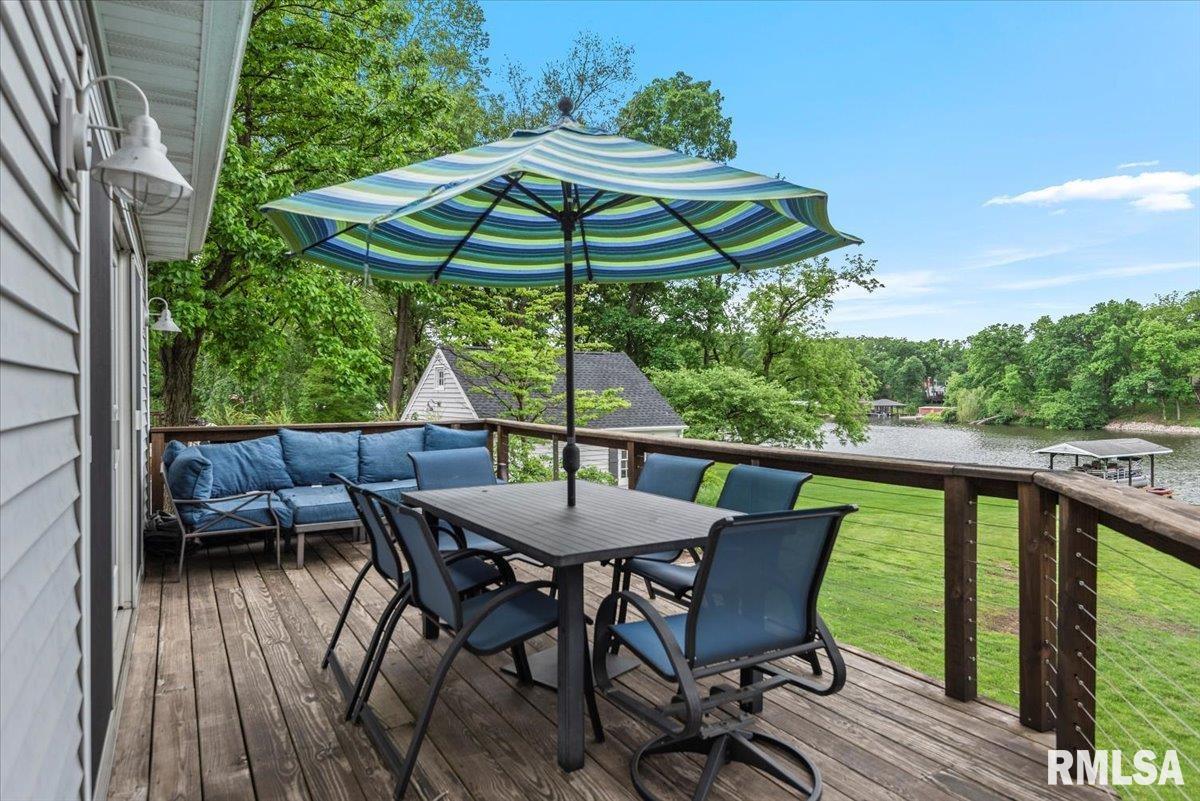20 East Hazel Dell Lane