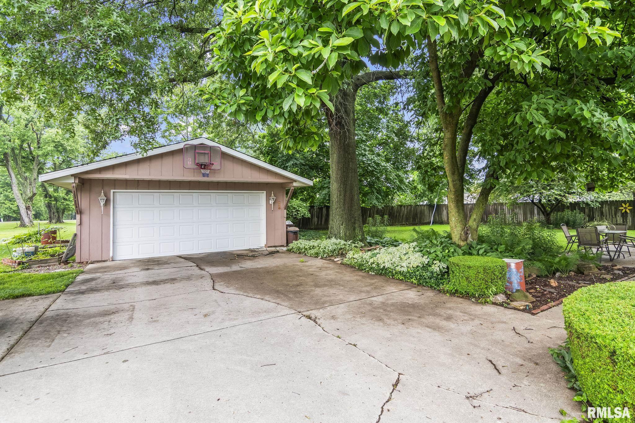 115 Vicar Drive