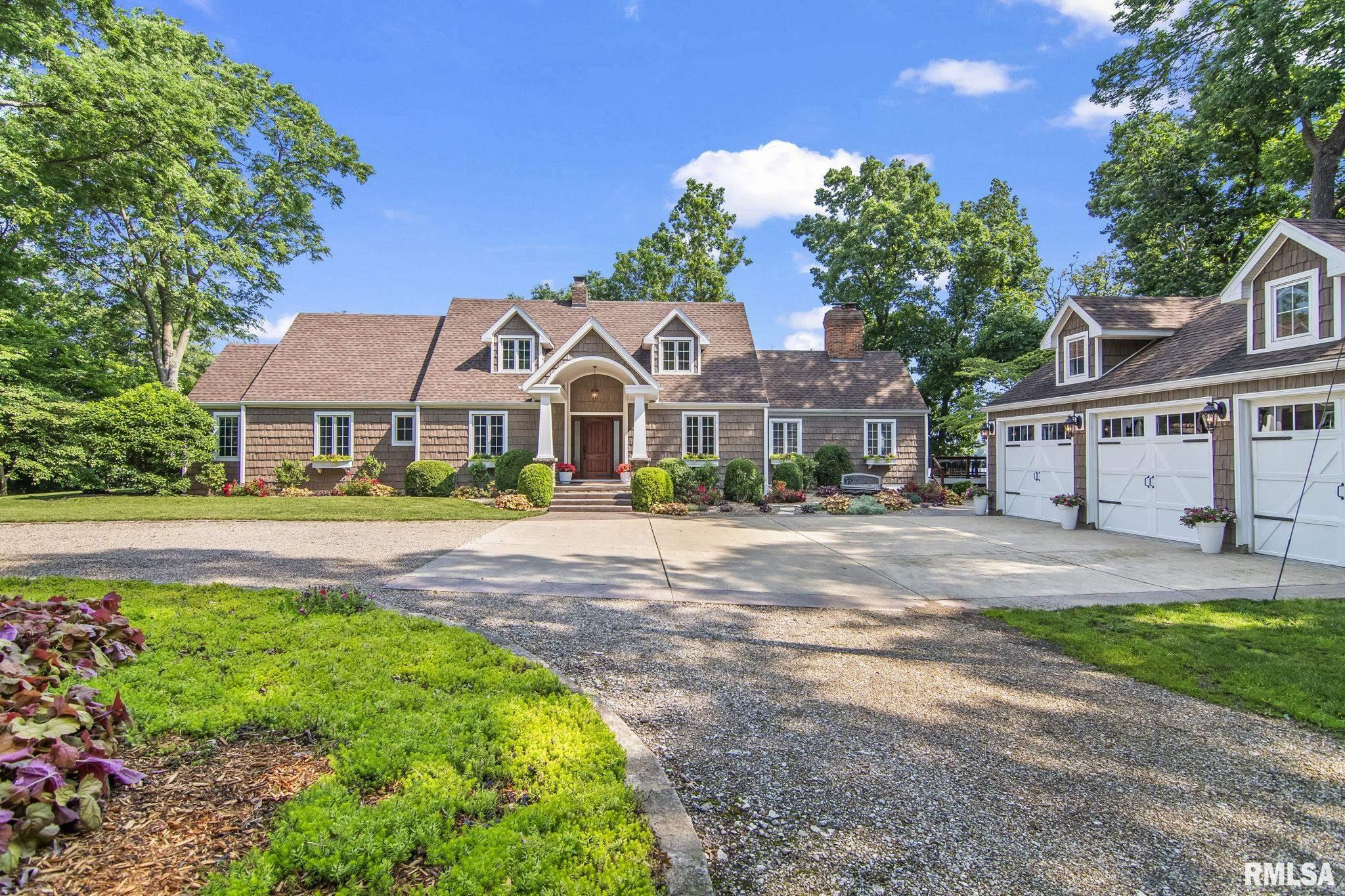 17 OAK Lane