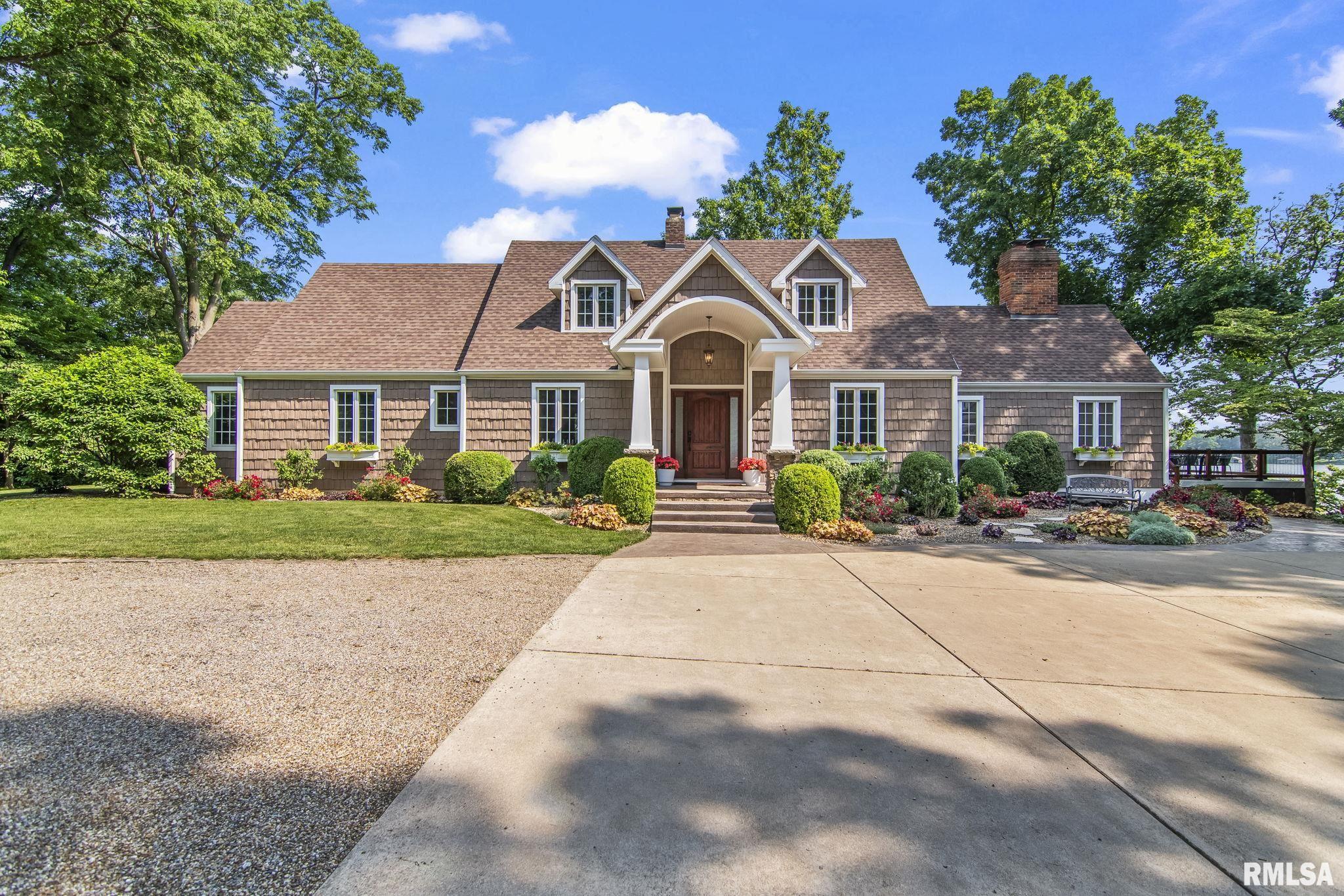 17 OAK Lane
