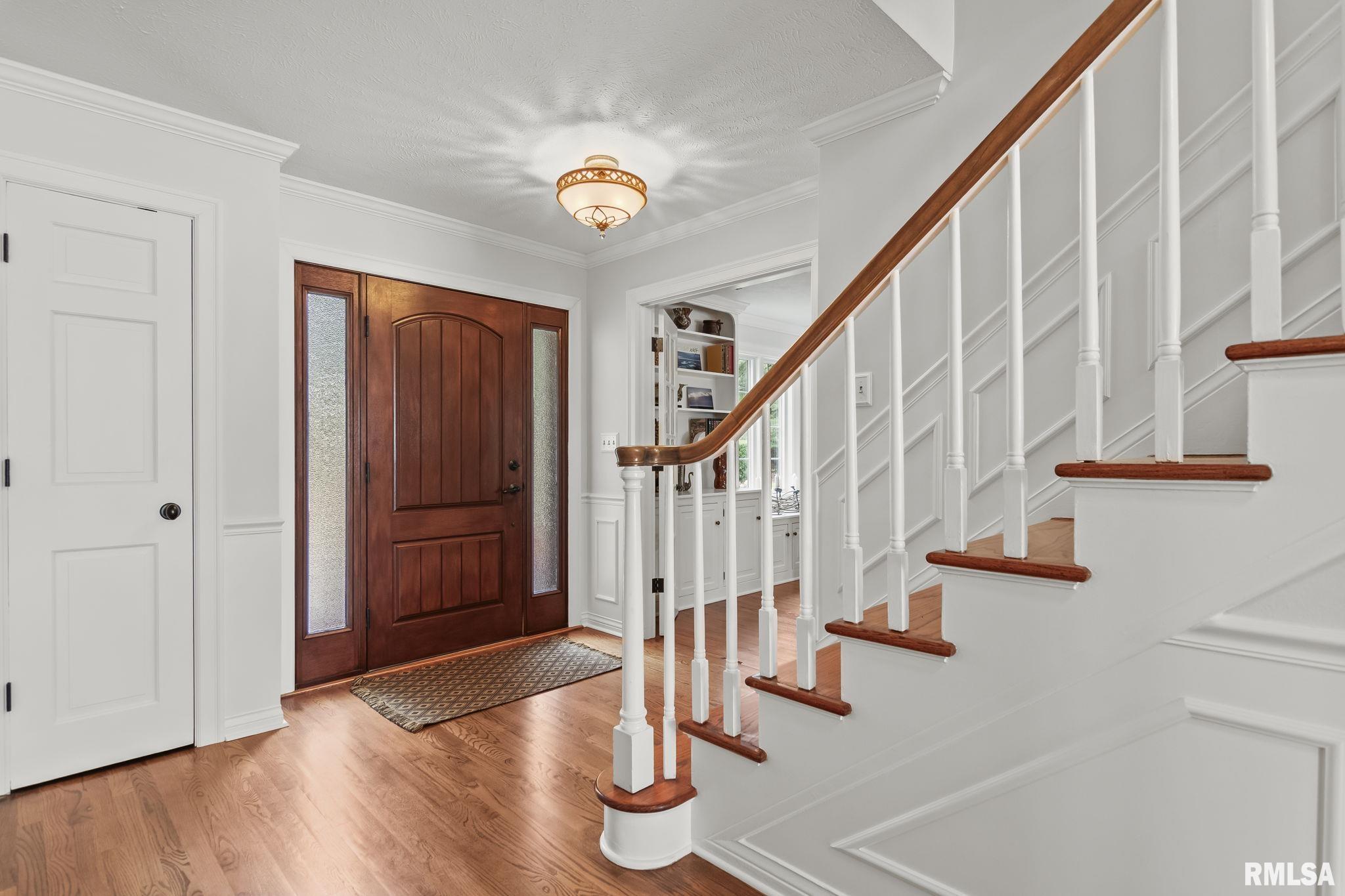 17 OAK Lane