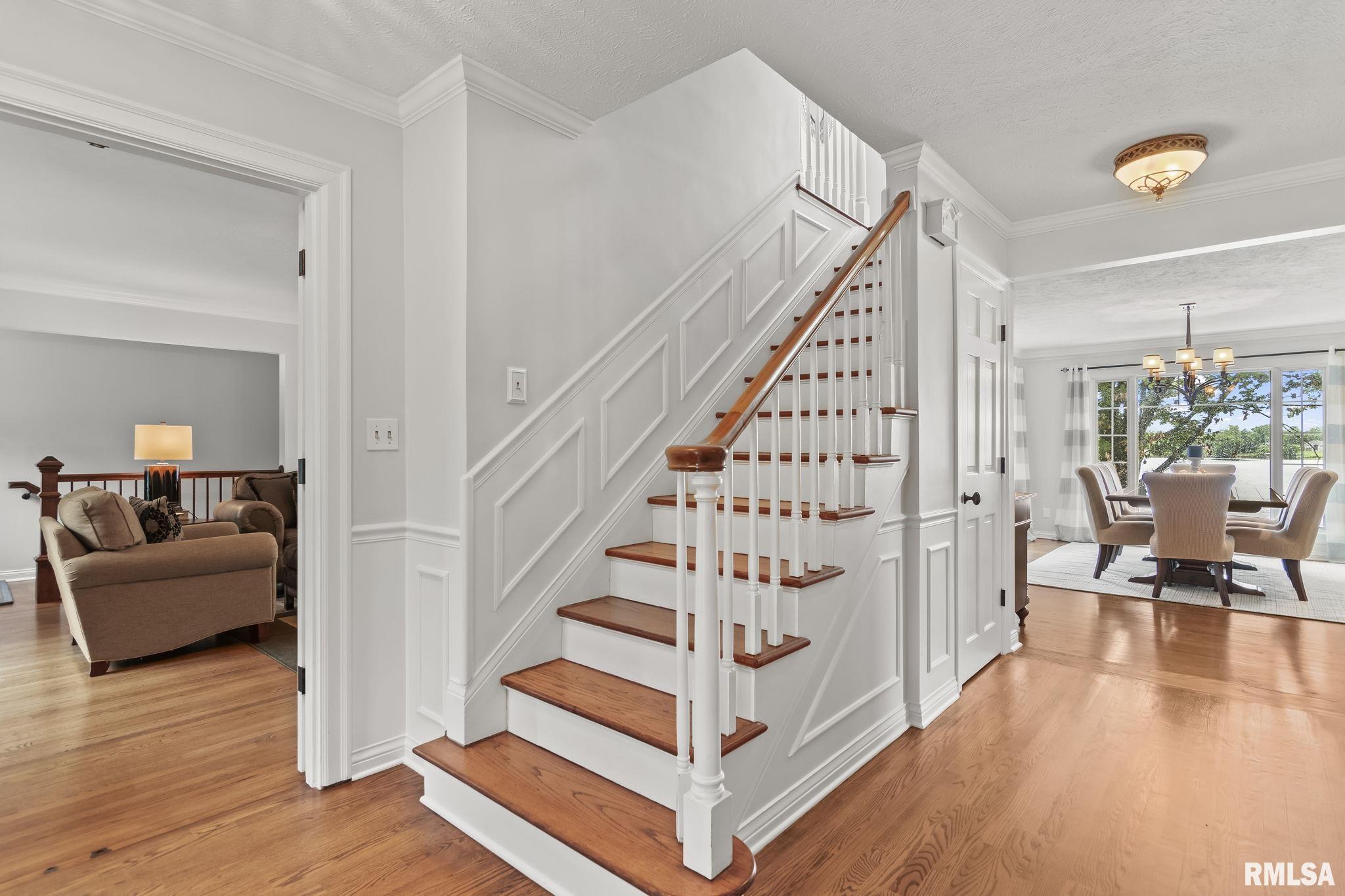 17 OAK Lane