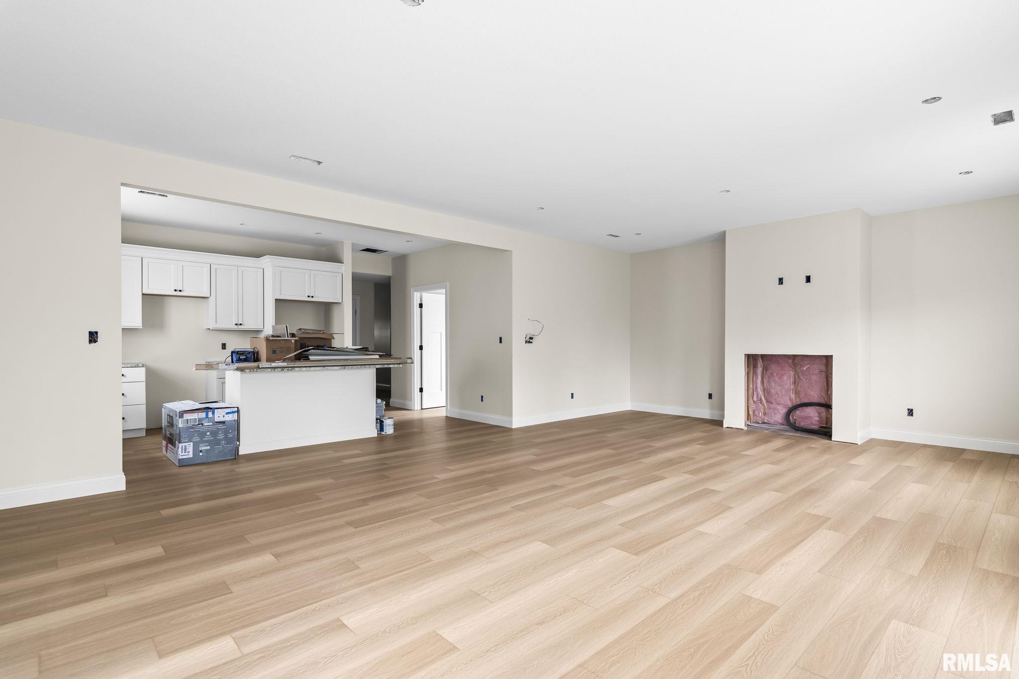 4230 WESTGATE Drive