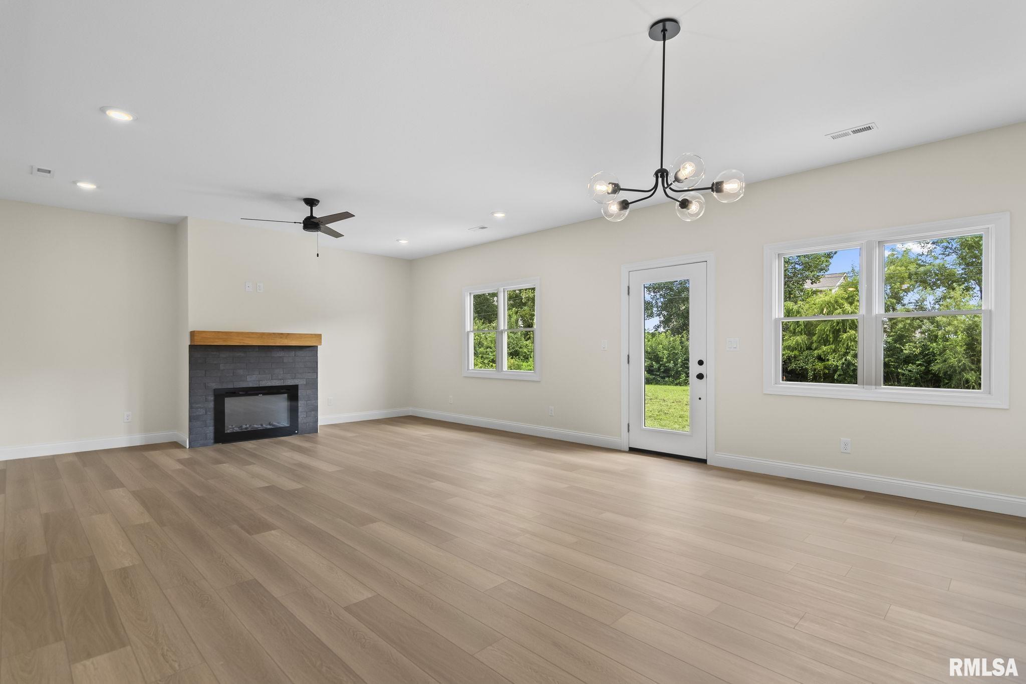 4232 WESTGATE Drive