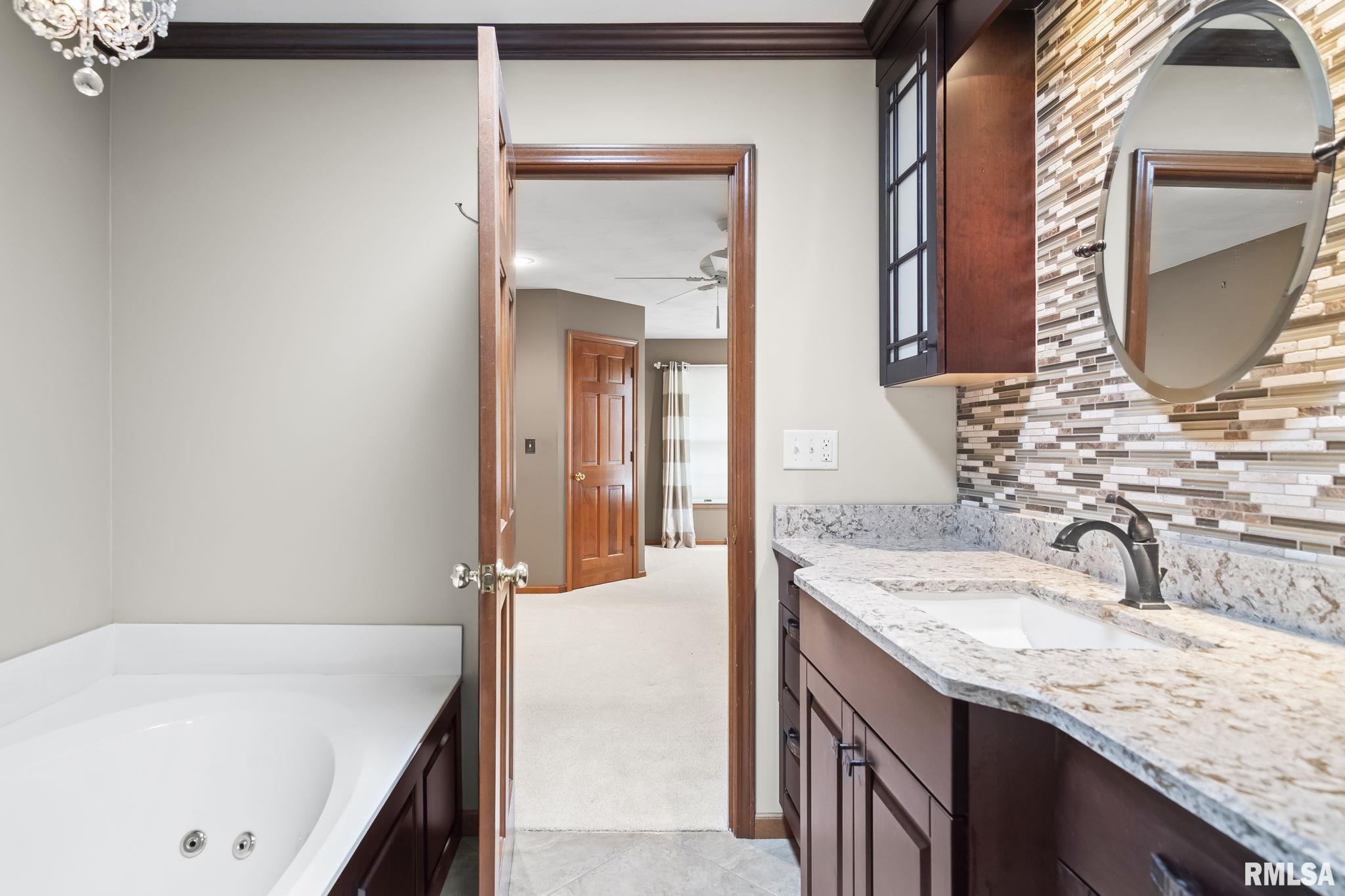 2526 CHAPEL HILL Drive