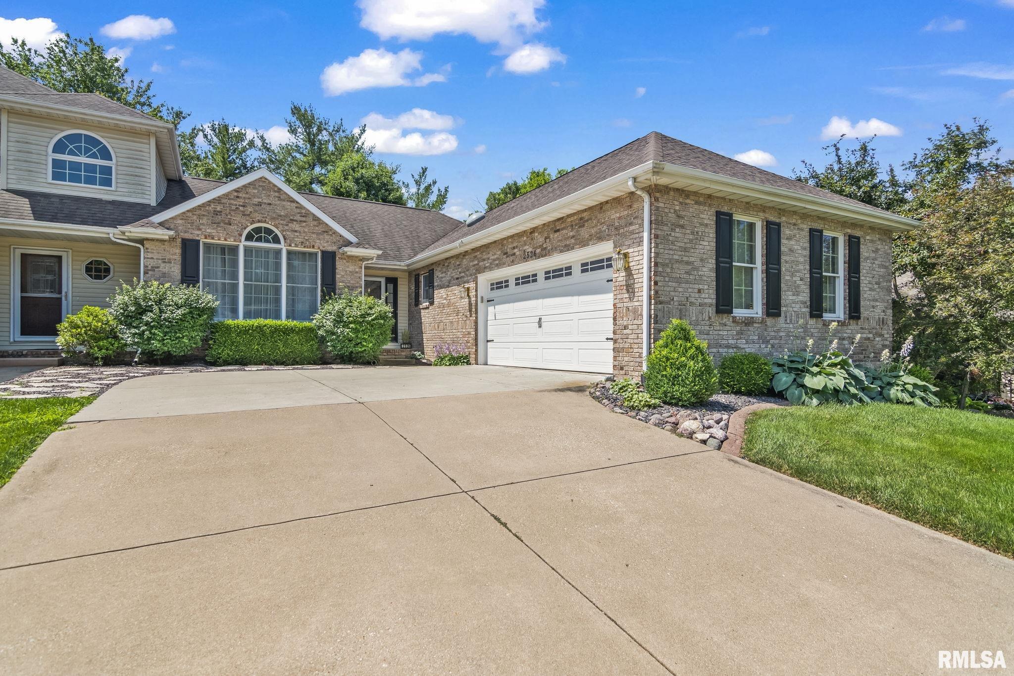2526 CHAPEL HILL Drive