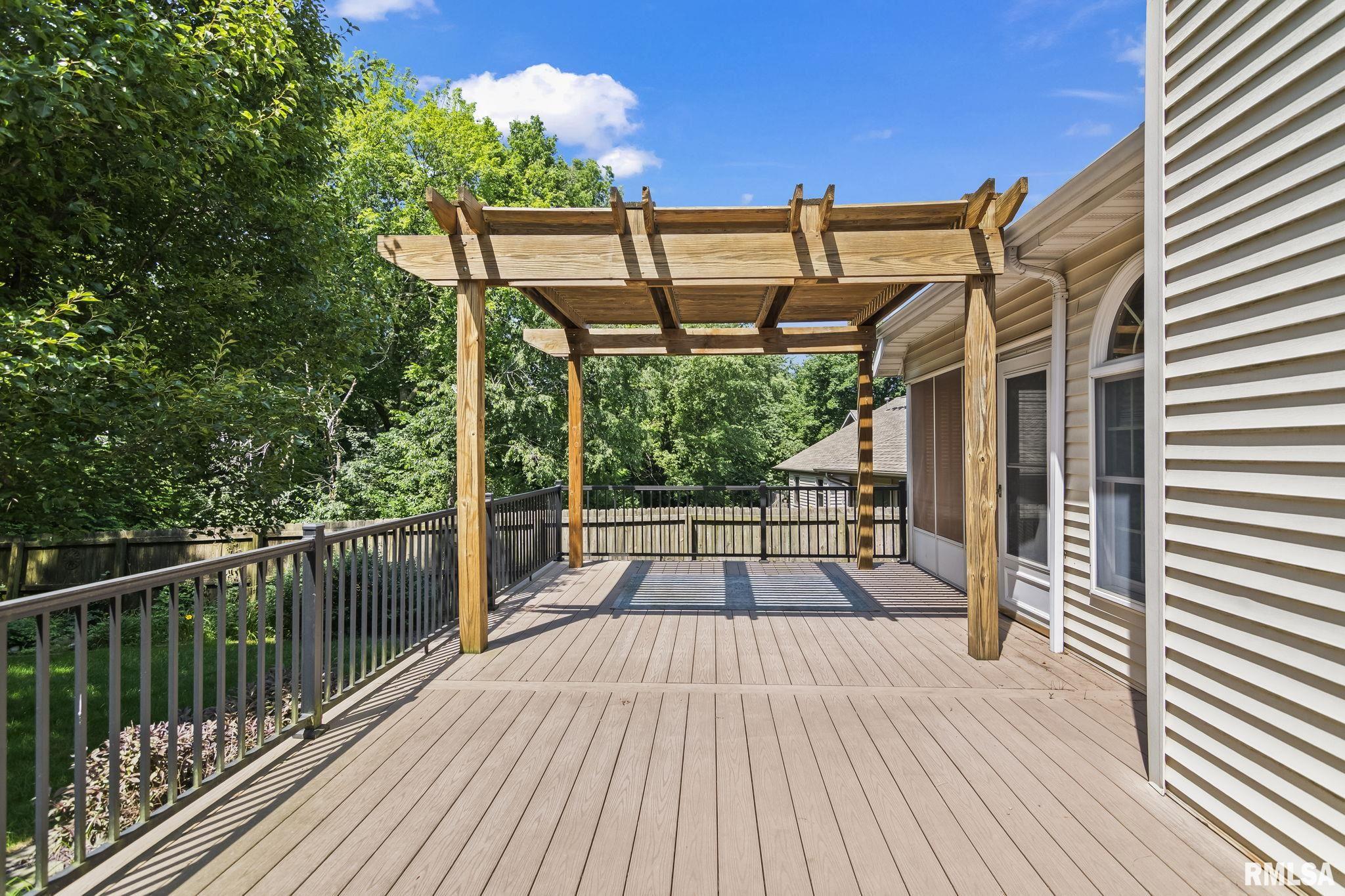 2526 CHAPEL HILL Drive