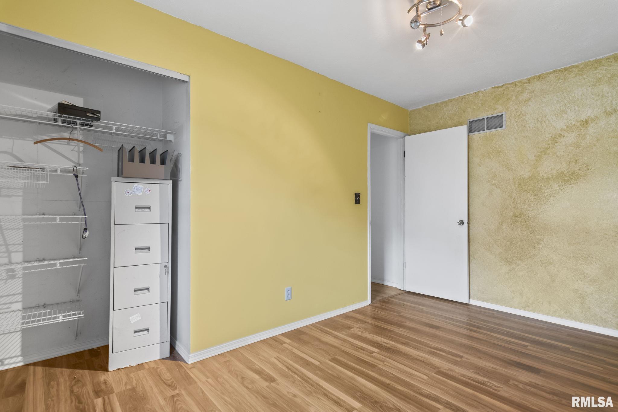 2924 Flowerbrook Court