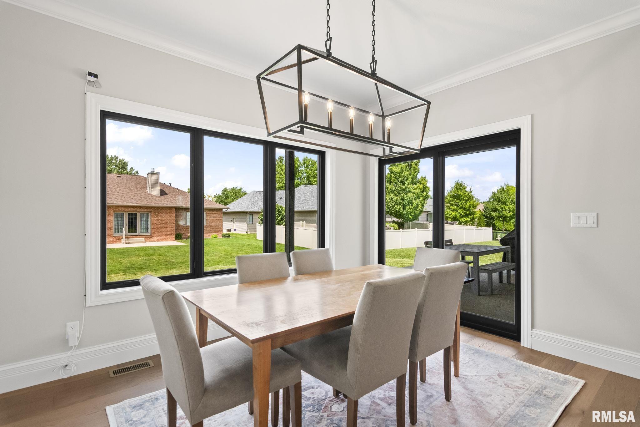 3613 PEACH TREE Drive