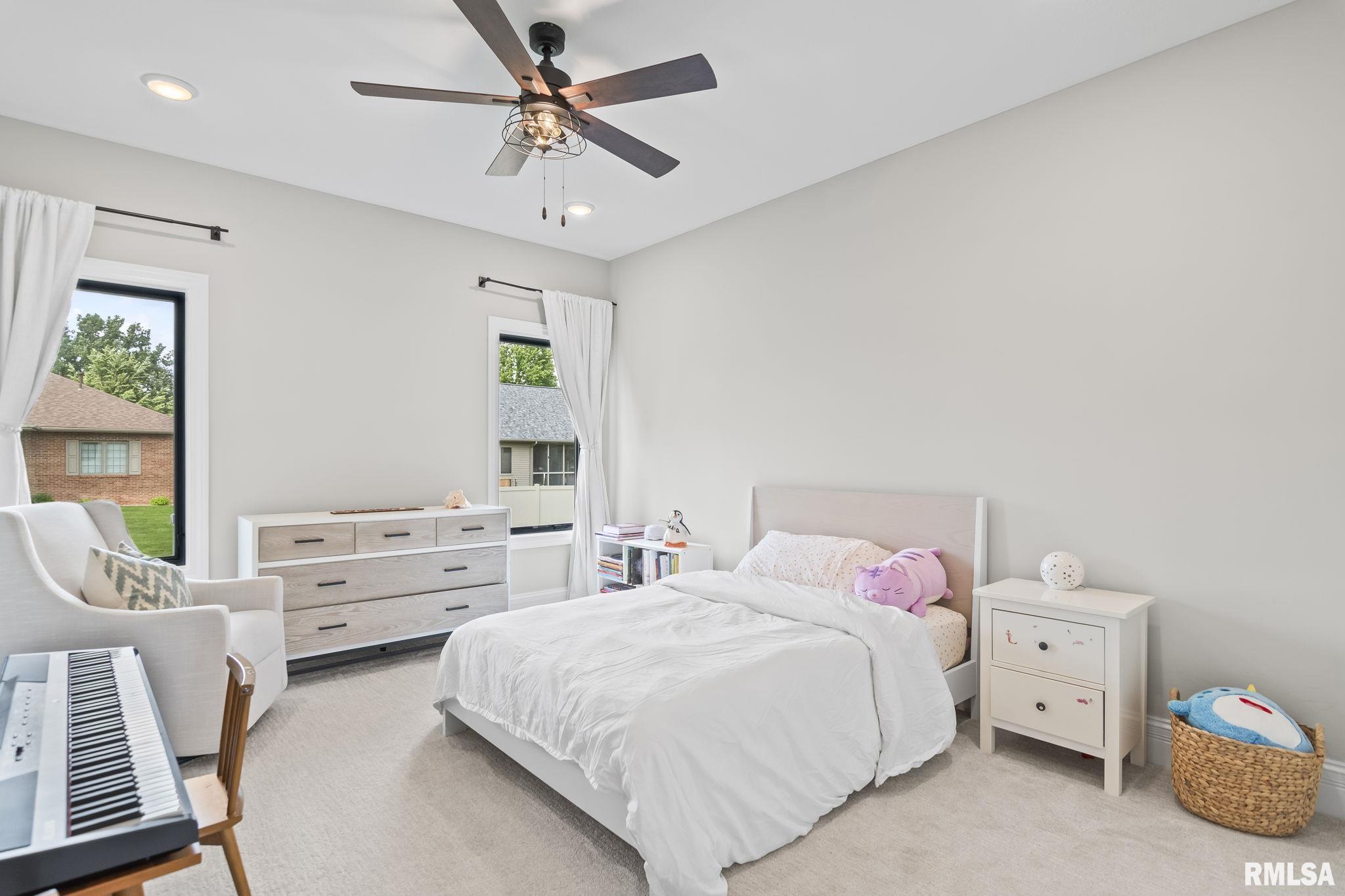 3613 PEACH TREE Drive