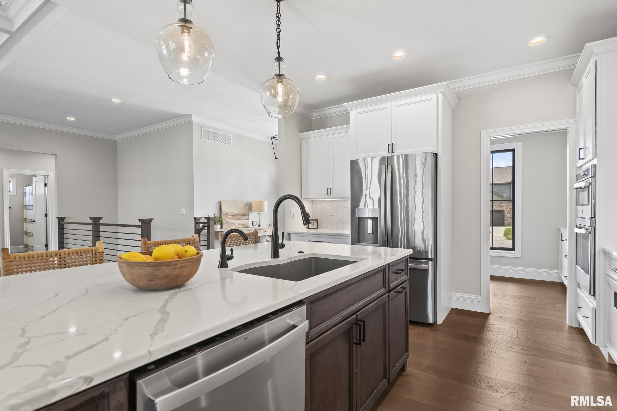 3613 PEACH TREE Drive