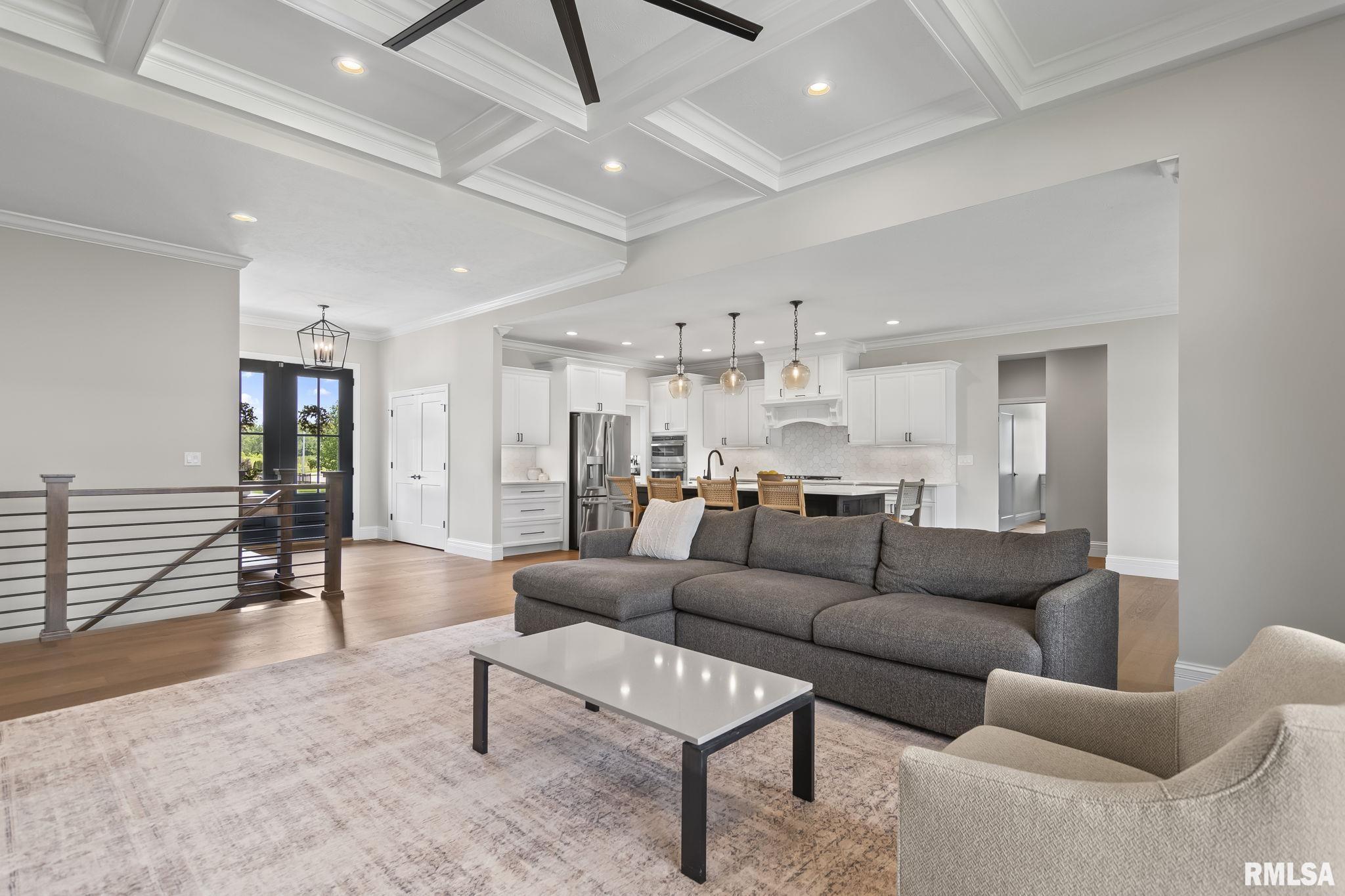 3613 PEACH TREE Drive