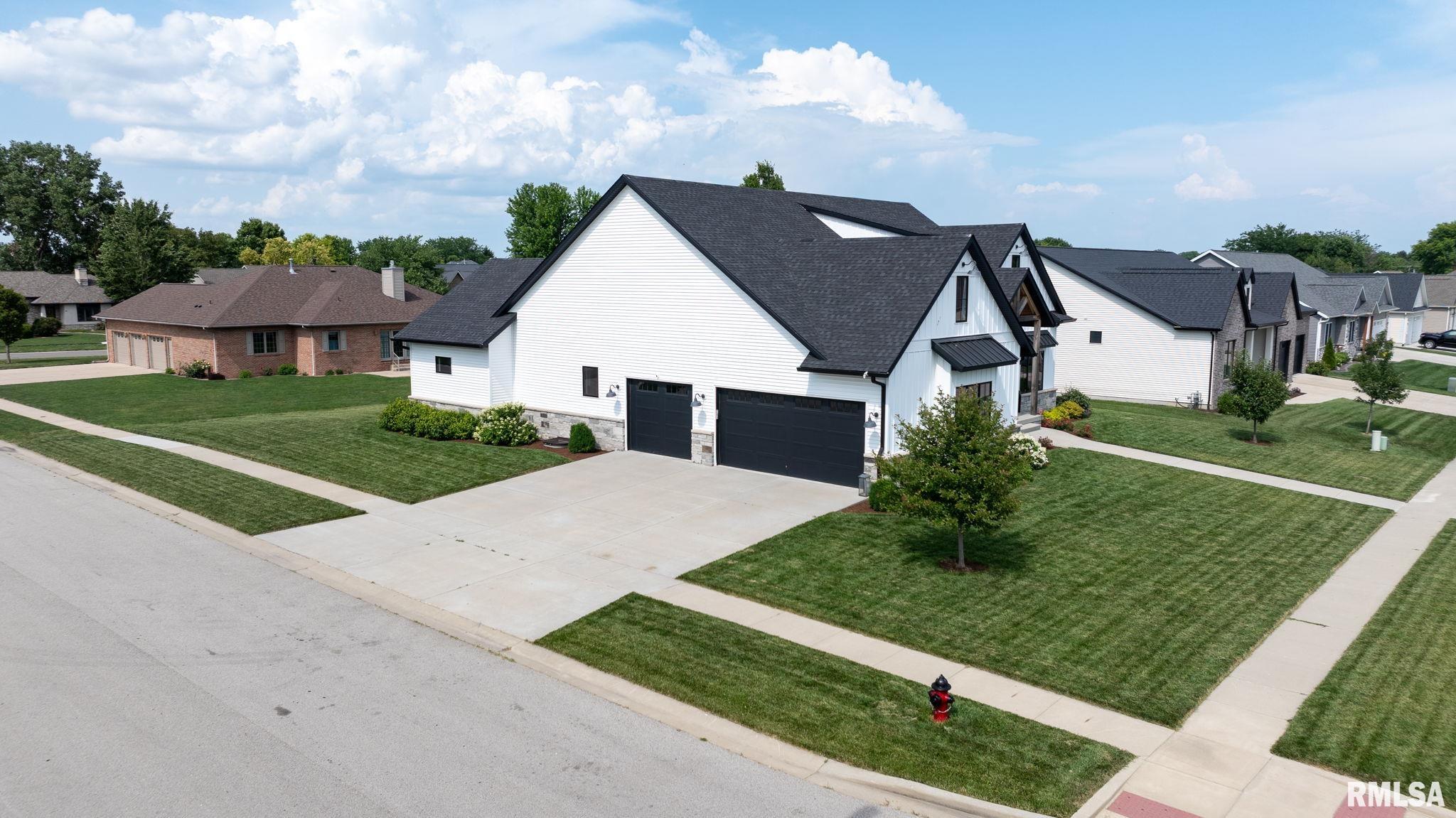 3613 PEACH TREE Drive