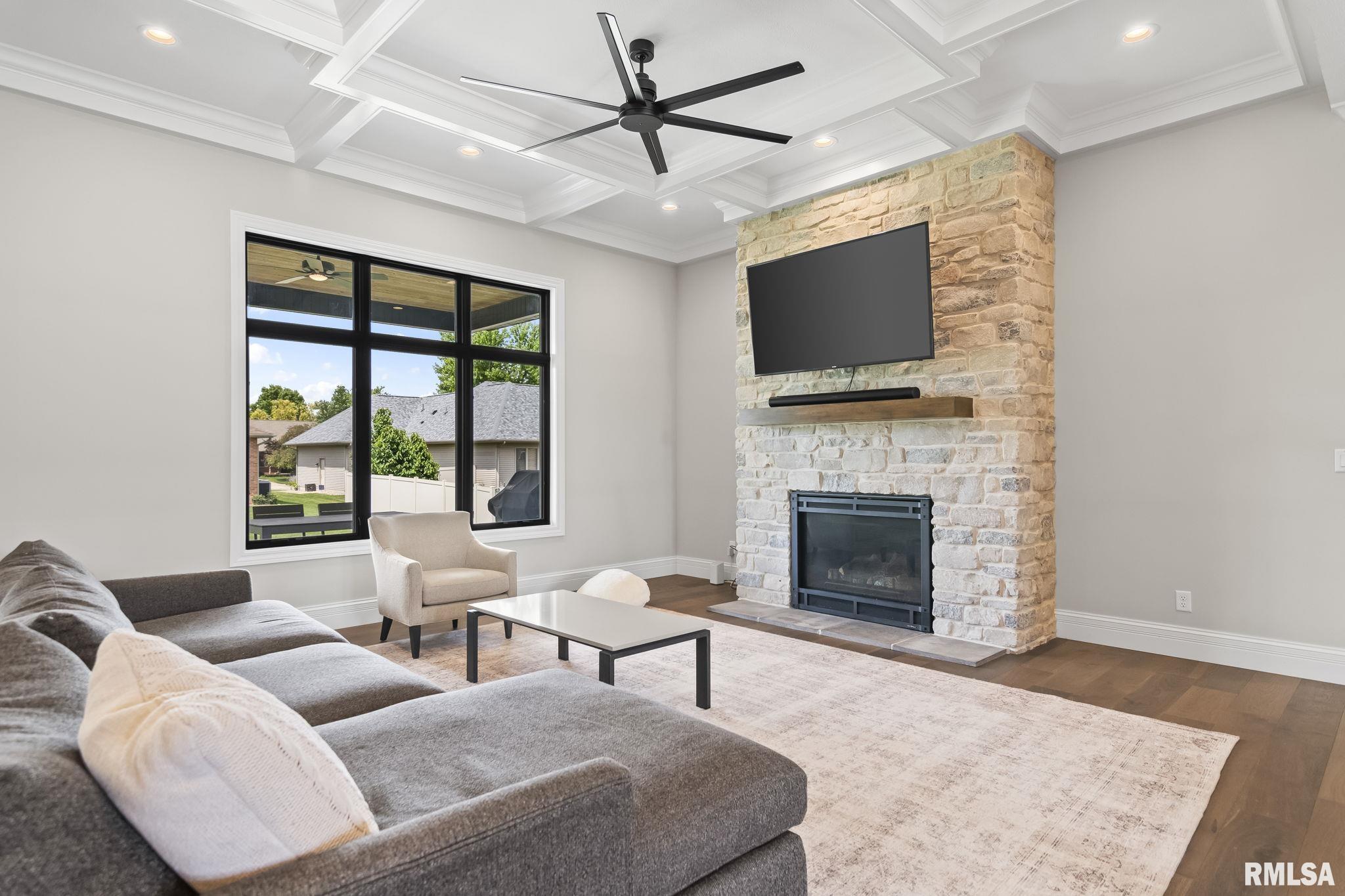 3613 PEACH TREE Drive