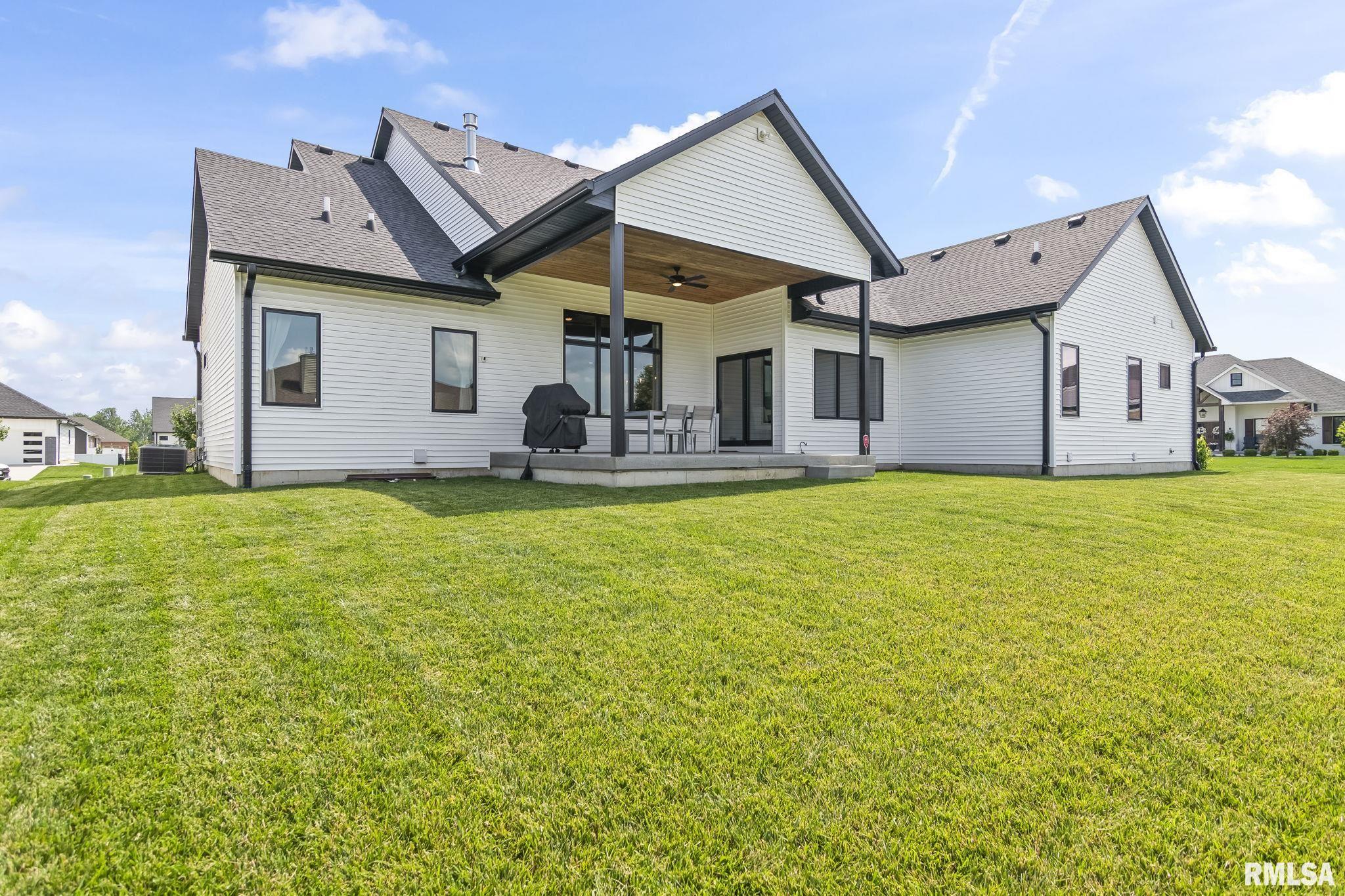 3613 PEACH TREE Drive