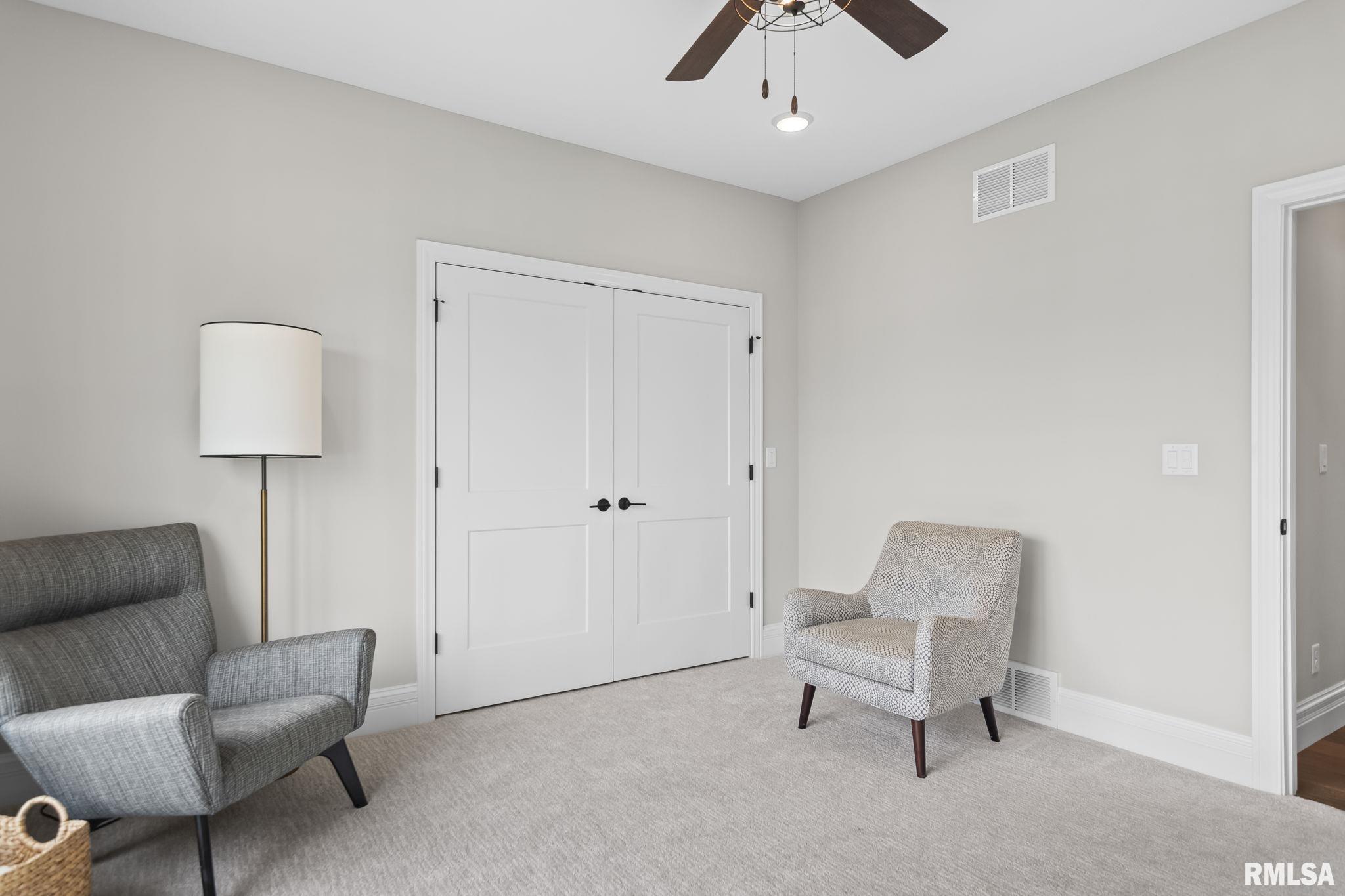 3613 PEACH TREE Drive