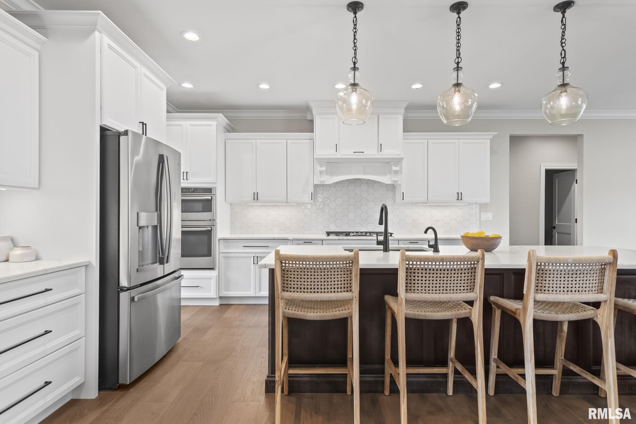 3613 PEACH TREE Drive