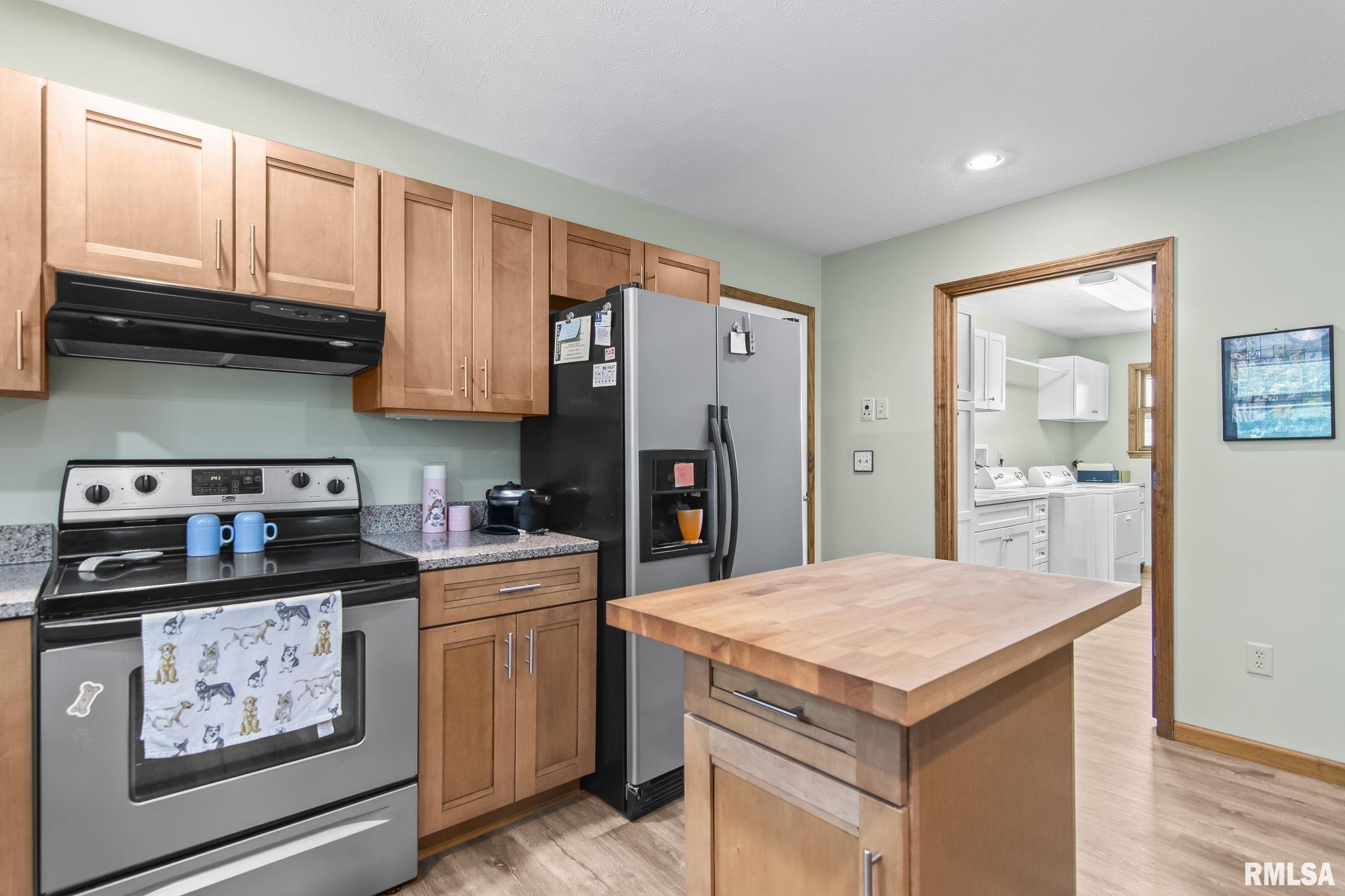 510 W ELM Street