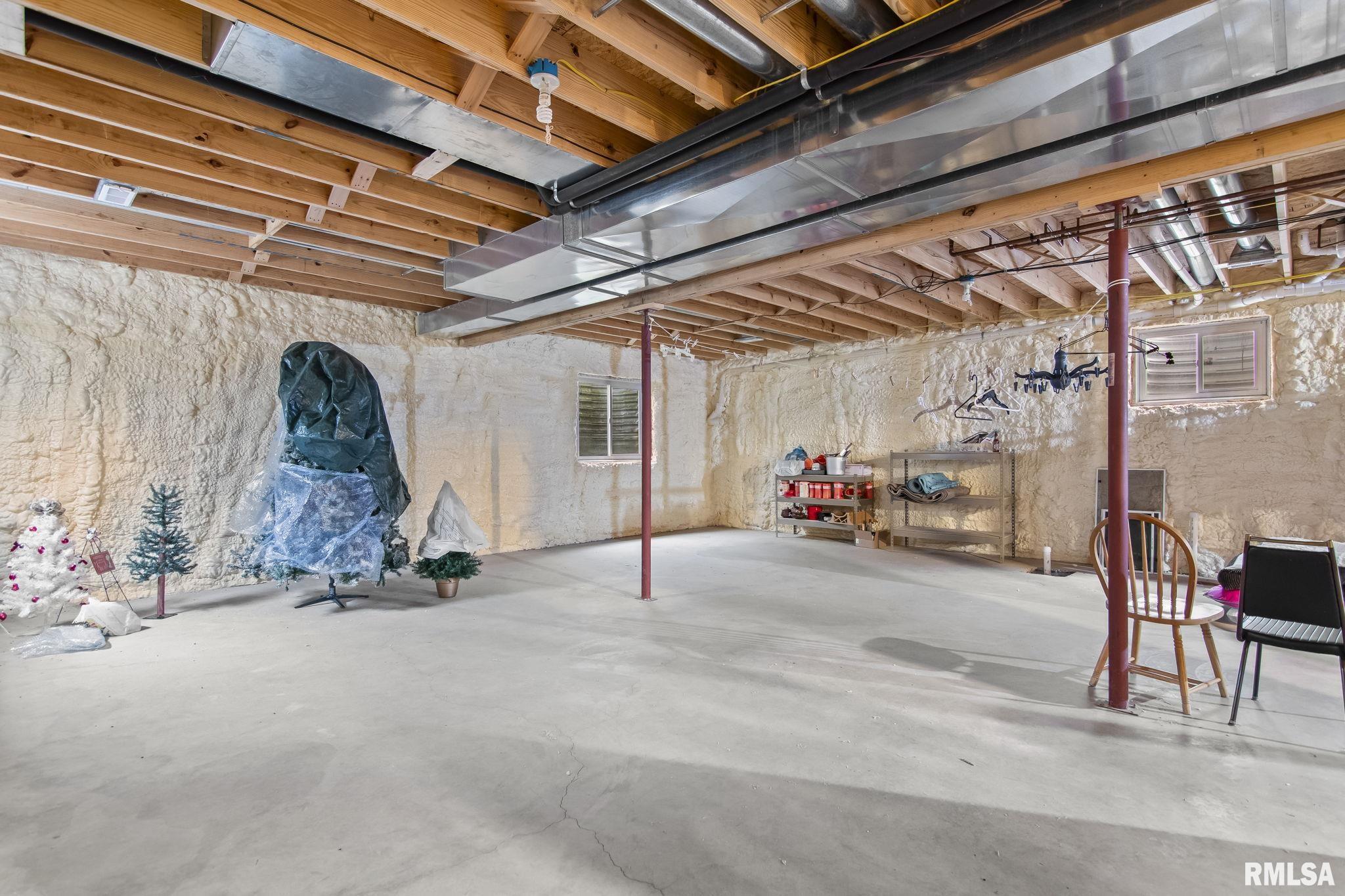 510 W ELM Street