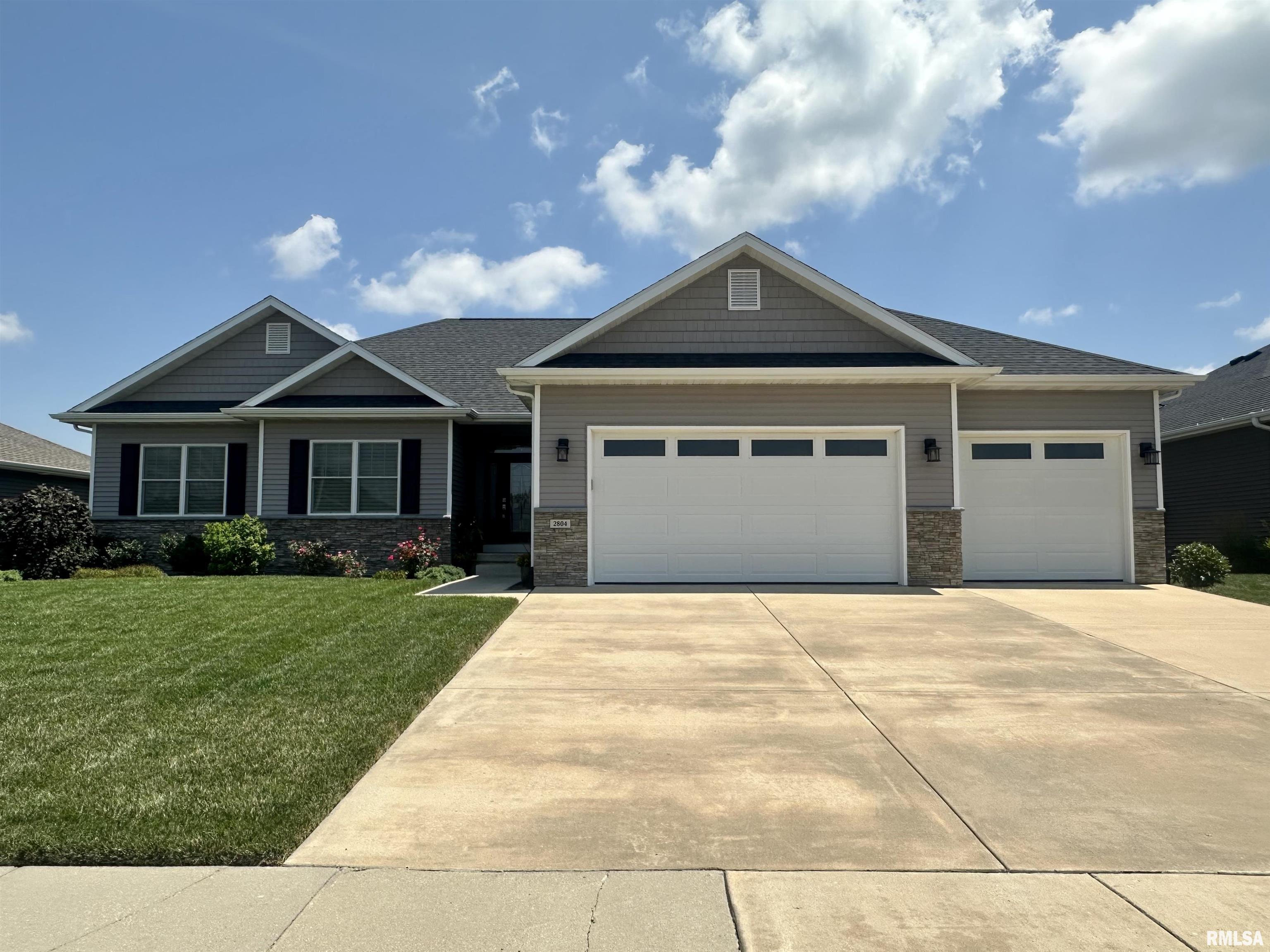 2804 Whiteside Place
