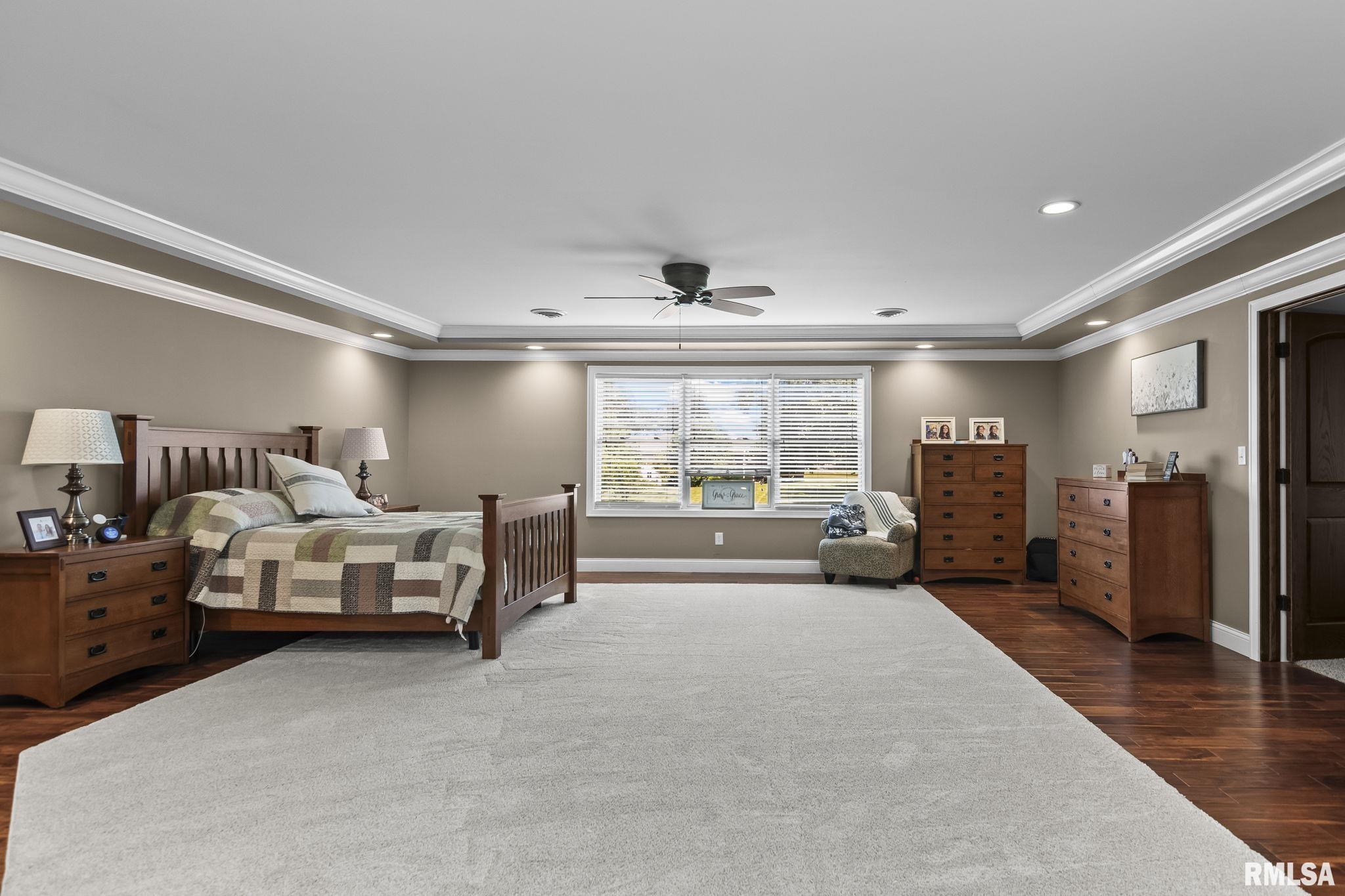 6644 REAGAN Drive